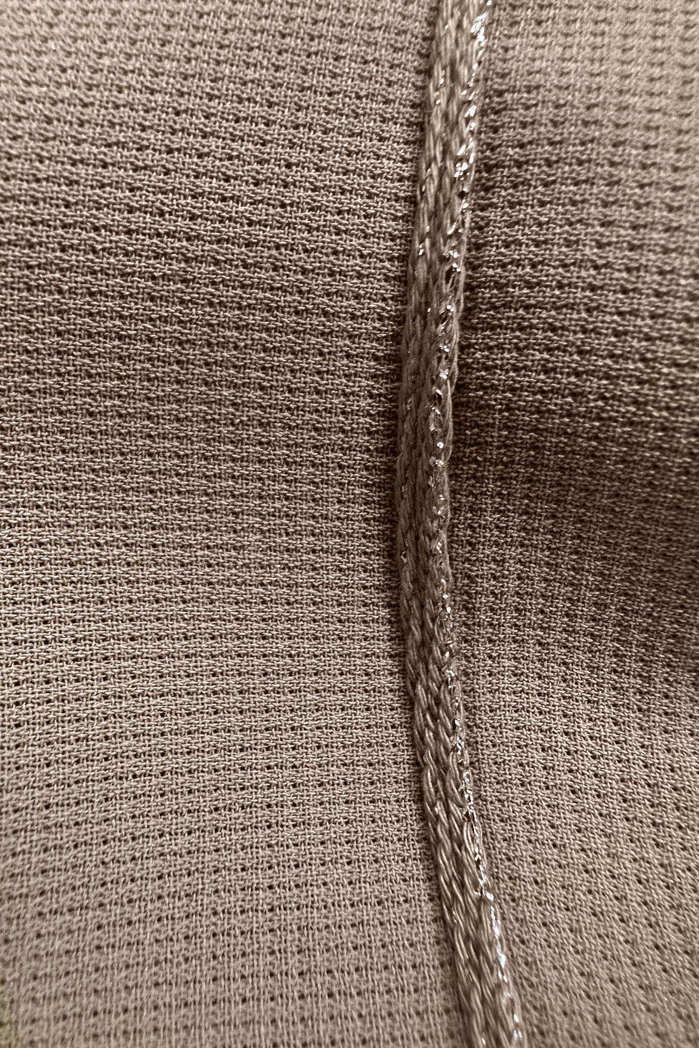 Tesettür giyim BEJ ÇIKARILABİLİR KAPÜŞONLU CEPLİ PARDESÜ 10726