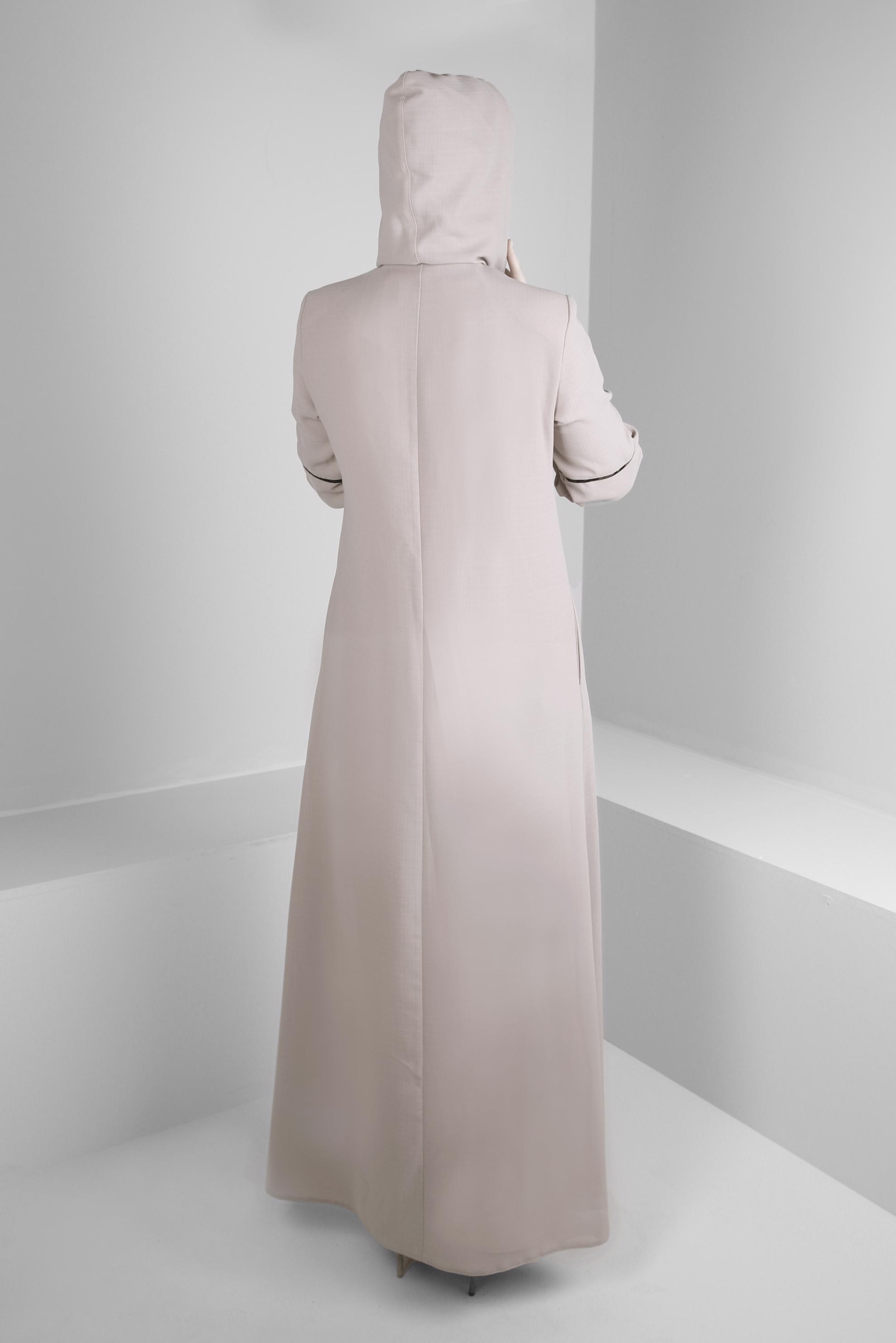 Tesettür giyim BEJ KAPÜŞONLU FERMUARLI PARDESÜ 10728 