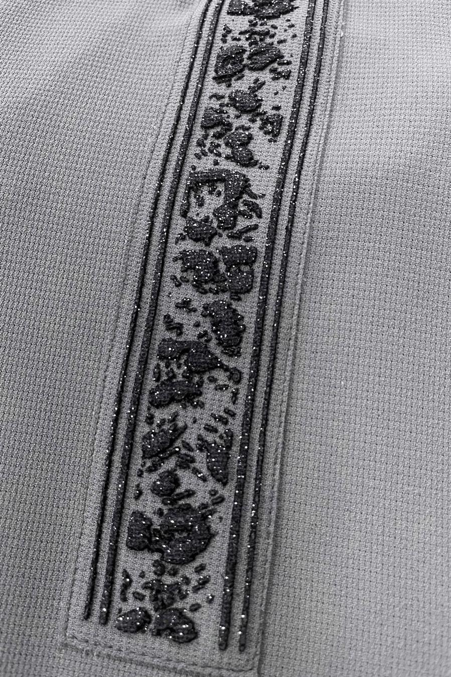 Tesettür giyim GRİ DESENLİ BELİ BÜZGÜLÜ FERMUARLI PARDESÜ 10731