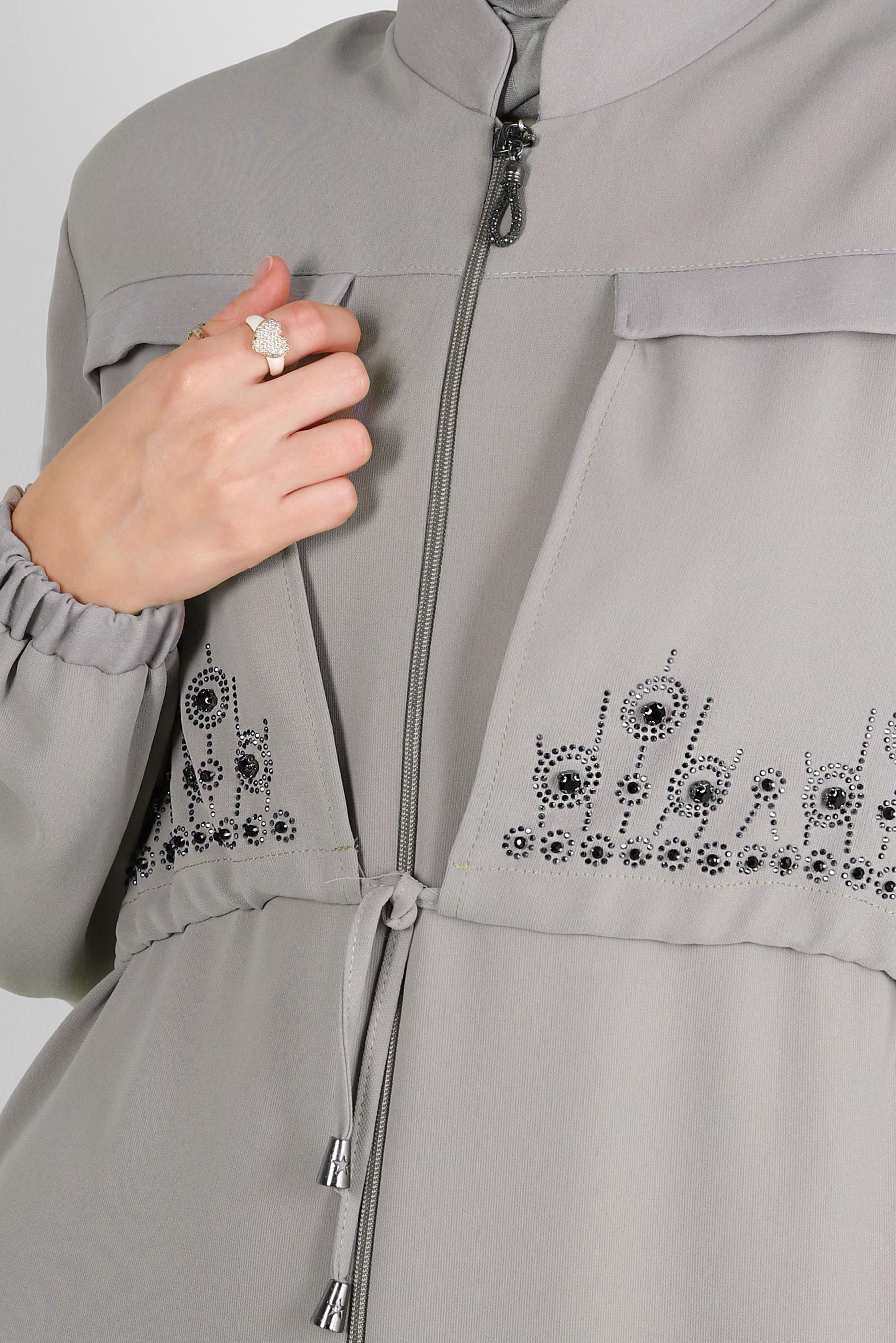 Tesettür giyim BEJ HAKİM YAKA TAŞ DETAYLI PARDESÜ 10732