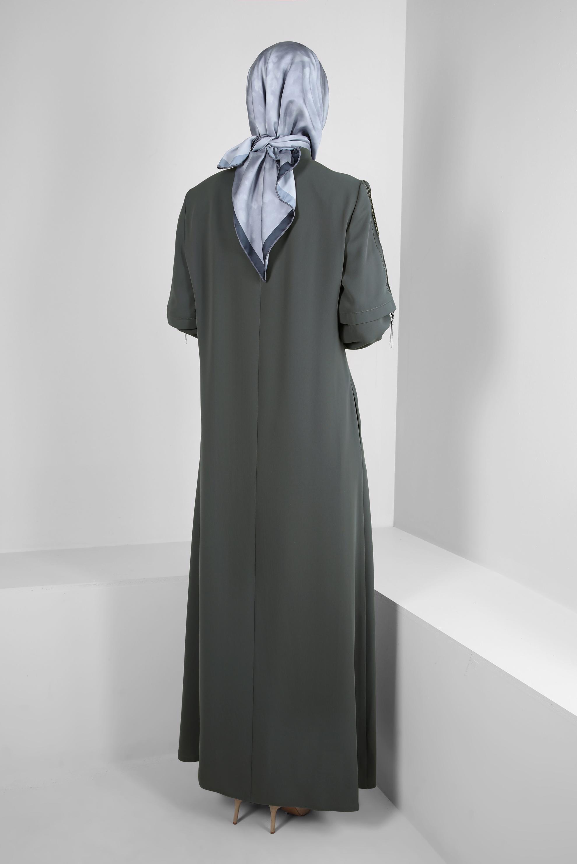 Tesettür giyim GRİ FERMUAR DETAYLI HAKİM YAKA PARDESÜ 10742