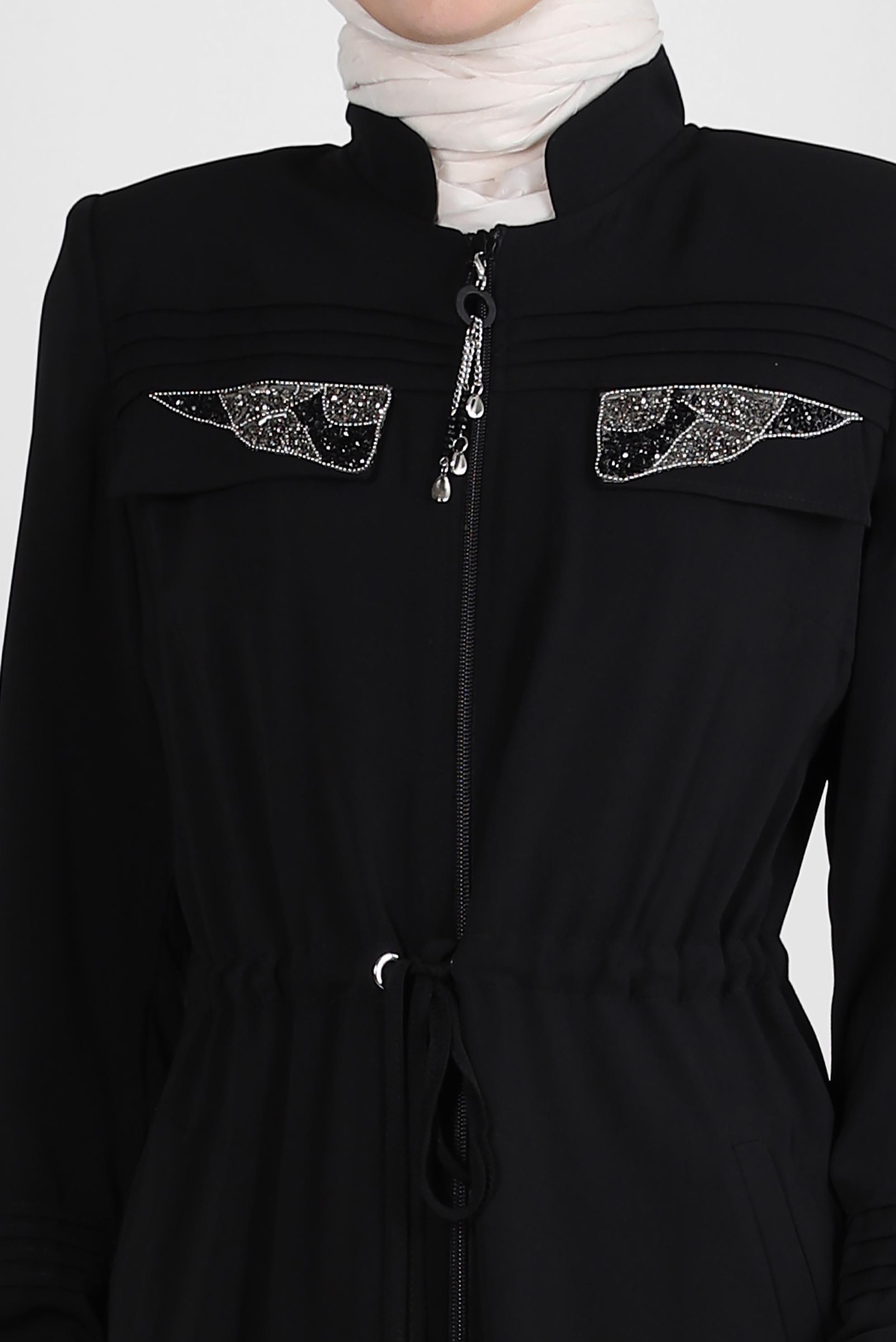 Tesettür giyim SİYAH BELİ BÜZGÜLÜ TAŞ DETAYLI PARDESÜ 10761