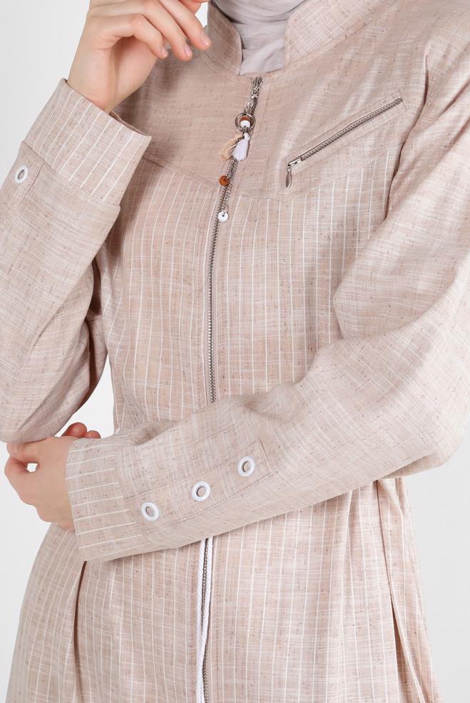 Tesettür giyim BEJ ÇİZGİLİ BELİ İP DETAYLI PARDESÜ 10768 - ALVİNA