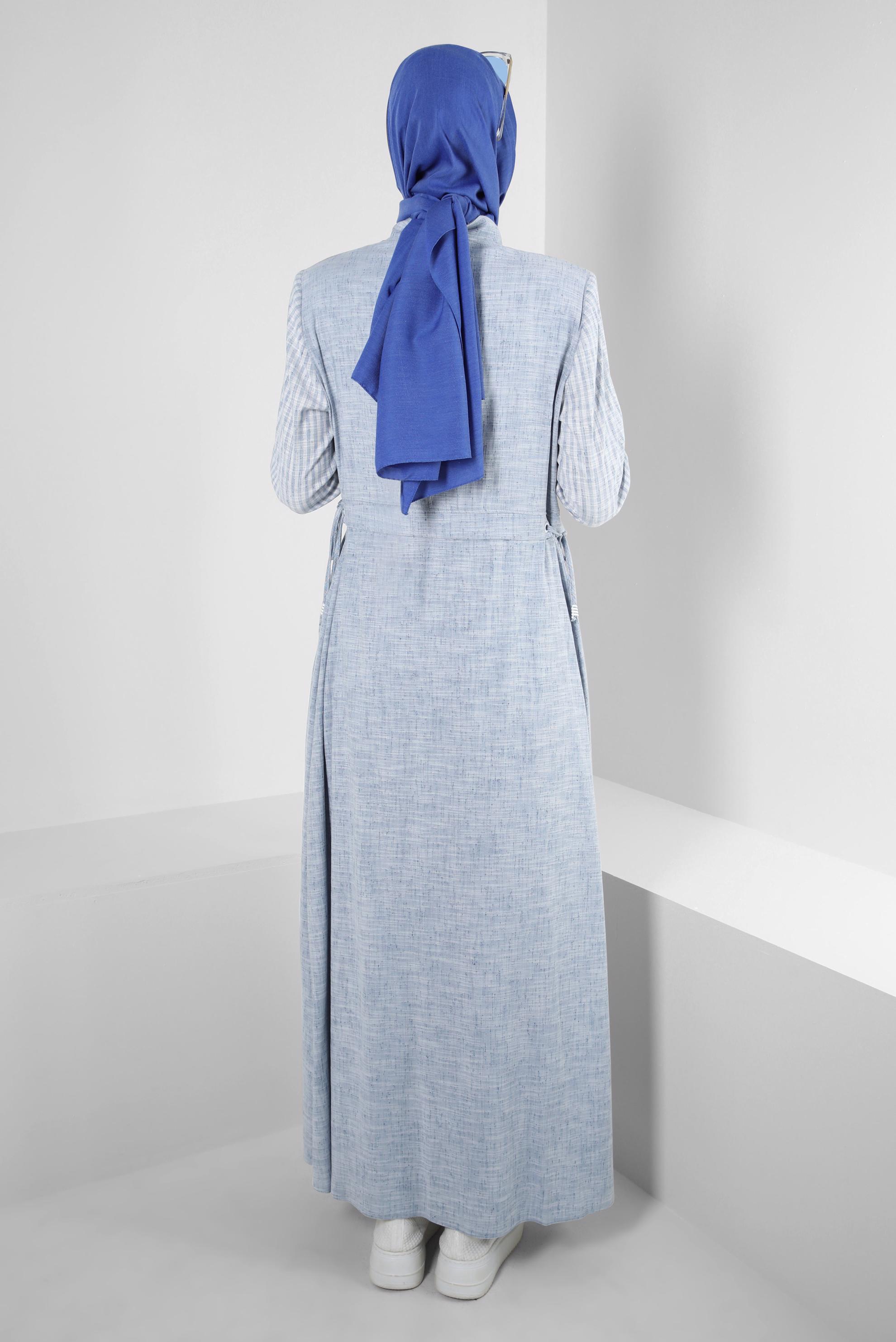 Tesettür giyim LACİVERT HAKİM YAKA KUŞGÖZÜ DETAYLI PARDESÜ 10775