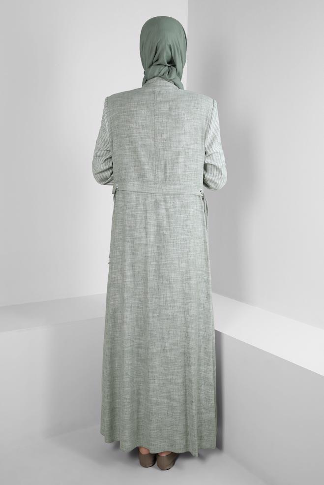 Tesettür giyim YEŞİL HAKİM YAKA KUŞGÖZÜ DETAYLI PARDESÜ 10775 - ALVİNA