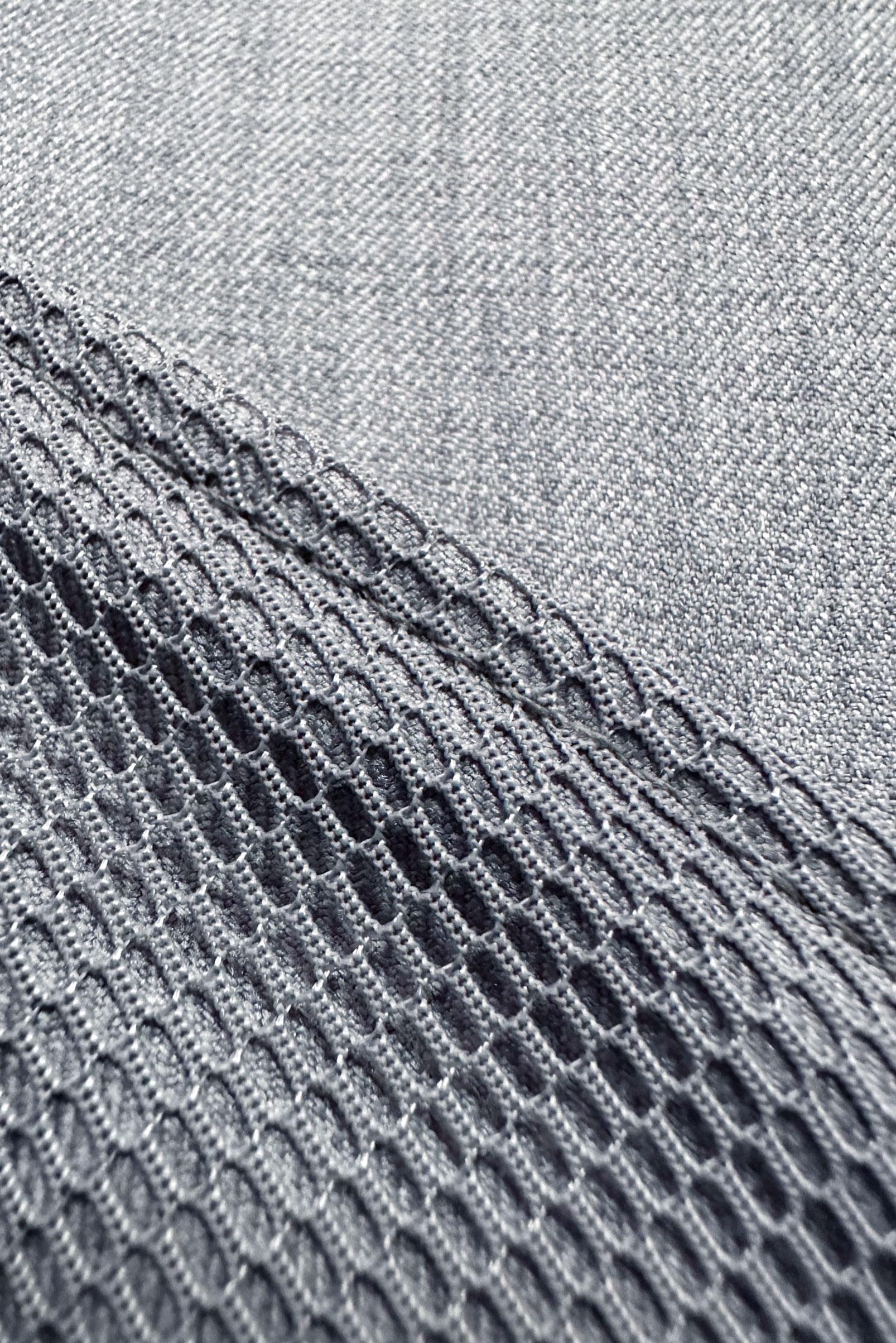 Tesettür giyim GRİ KAPÜŞONLU BELİ BÜZGÜLÜ PARDESÜ 10777