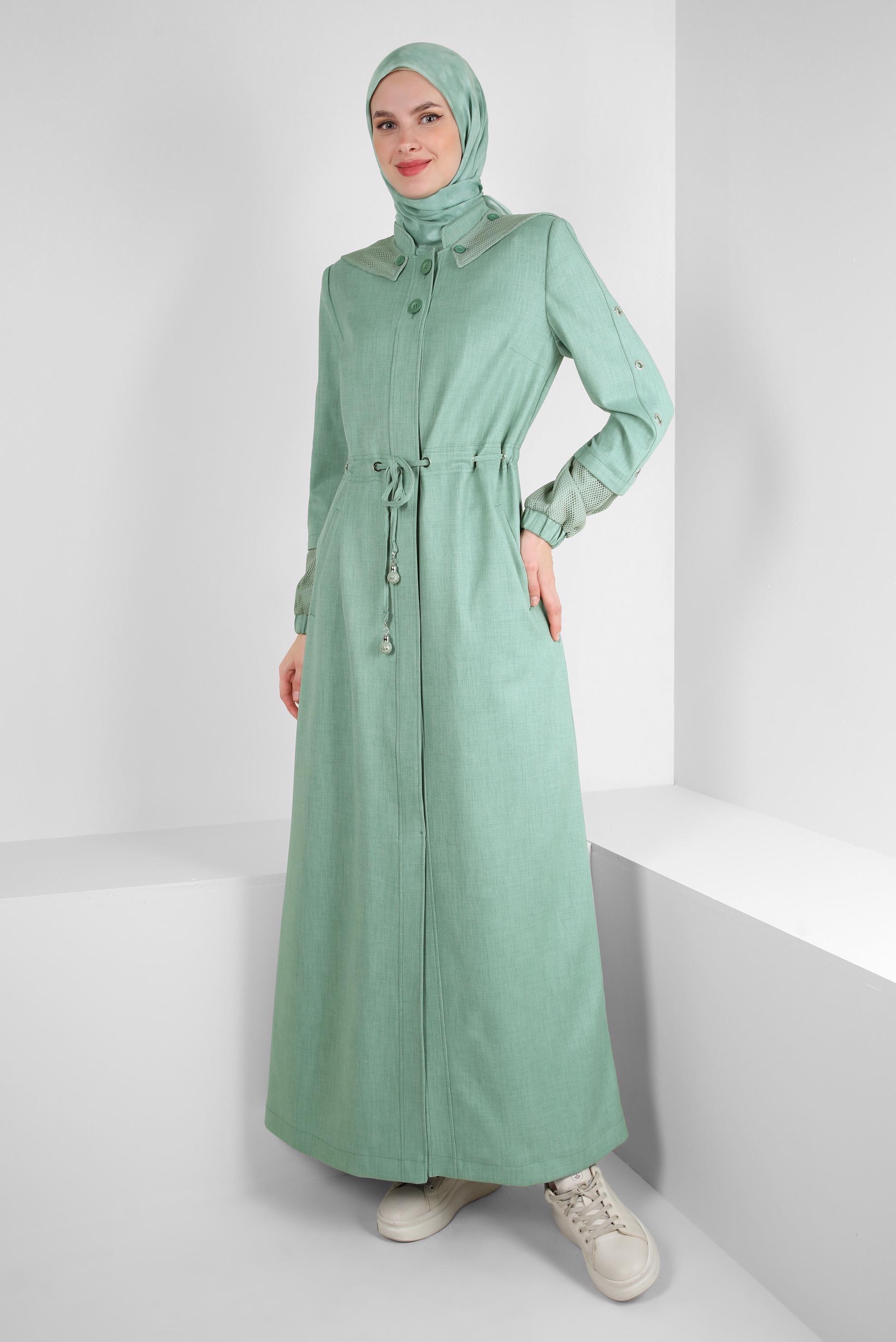 Vêtements hijab VERT SURMANTEAU À CAPUCHE AVEC TAILLE DE SMOCK 10777