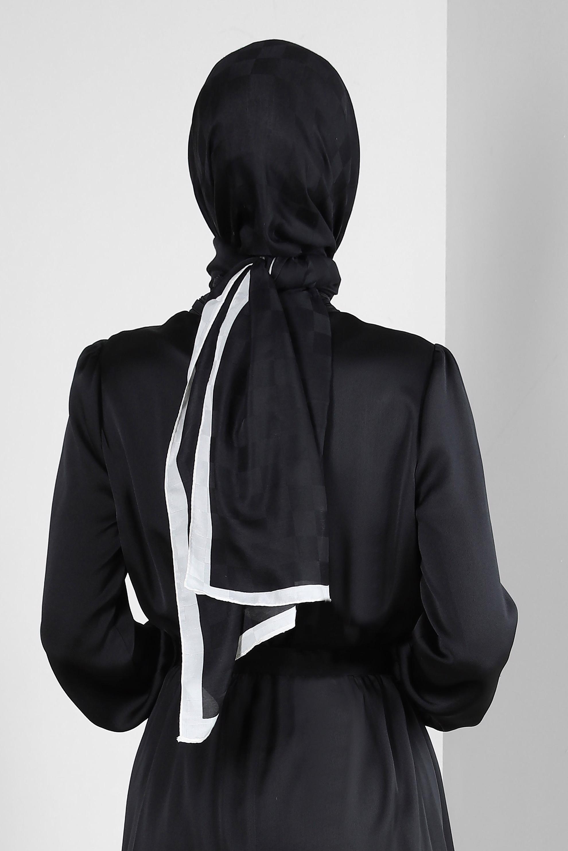 Tesettür giyim SİYAH ALVİNA DAMA DESEN PAMUK ŞAL 8243