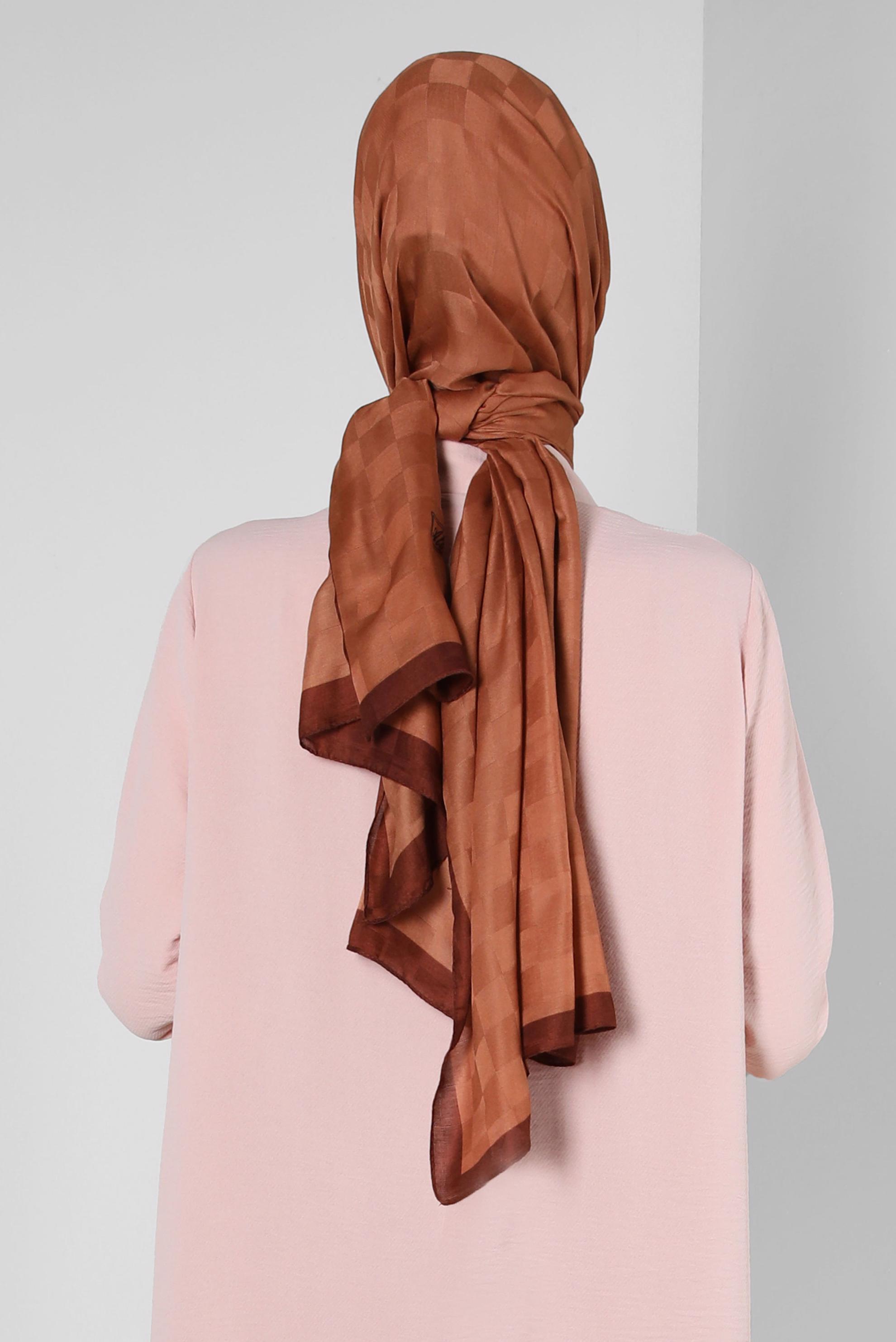 Tesettür giyim TABA ALVİNA DAMA DESEN PAMUK ŞAL 8243