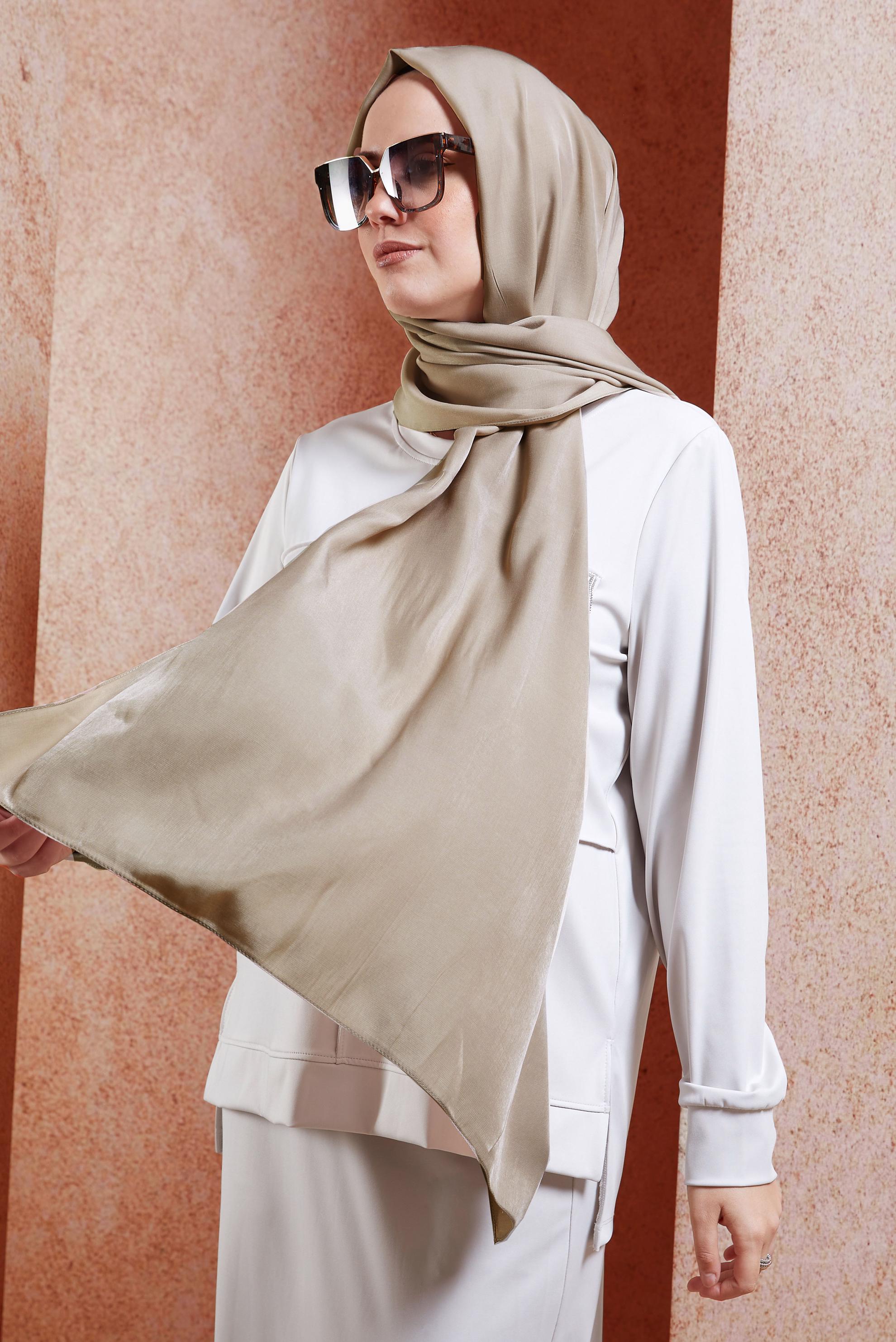 Tesettür giyim BEJ ALVİNA İPEK MODAL ŞAL 8222