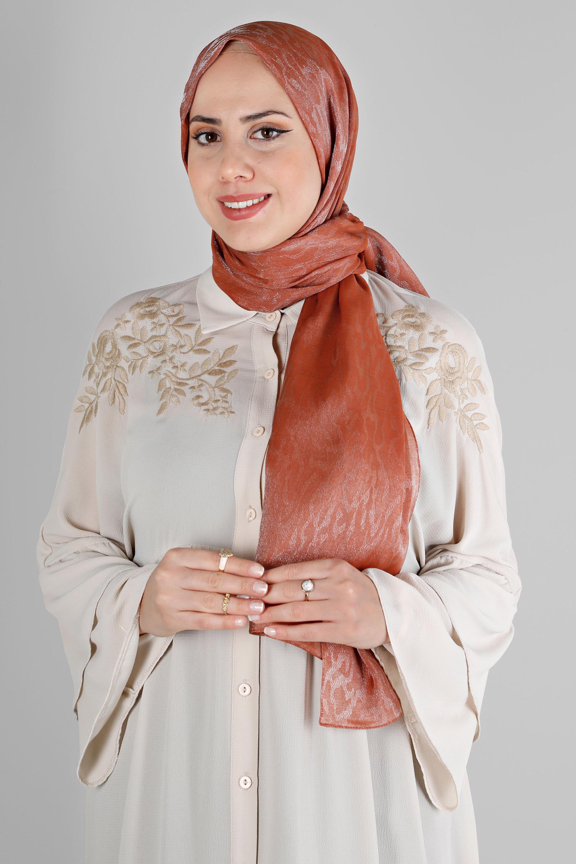 Tesettür giyim TABA ALVİNA LEOPAR DESEN ABİYE ŞAL 8226 