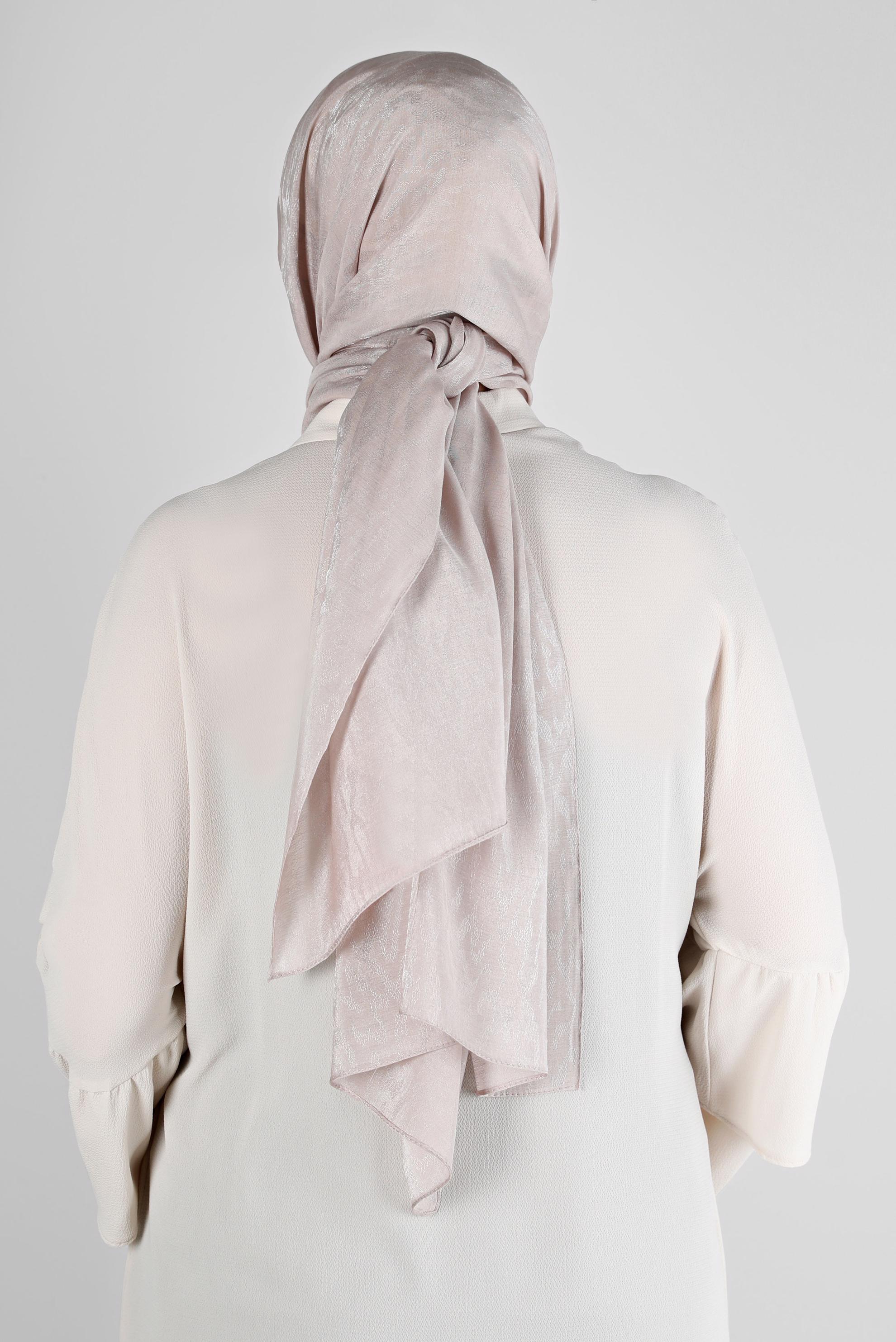 Tesettür giyim BEJ ALVİNA LEOPAR DESEN ABİYE ŞAL 8226 