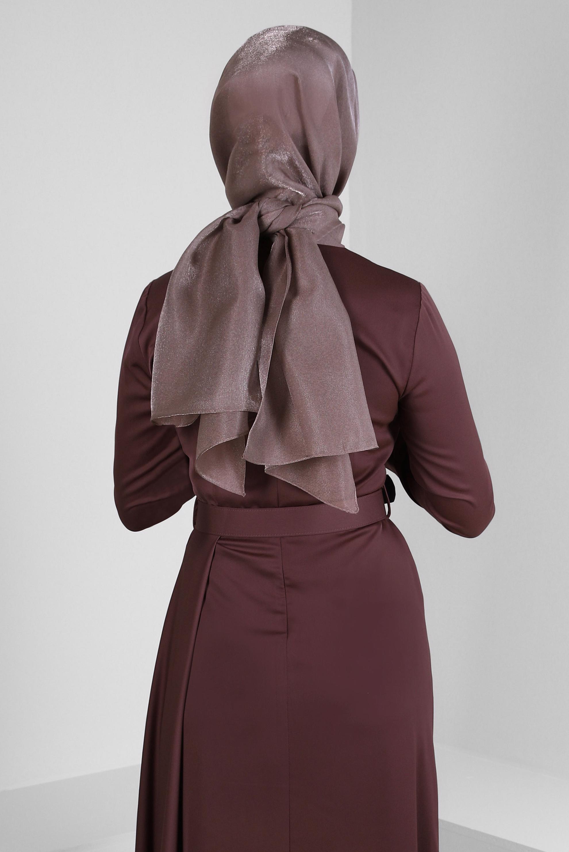 Tesettür giyim BEJ ALVİNA SİMLİ ŞAL 8240