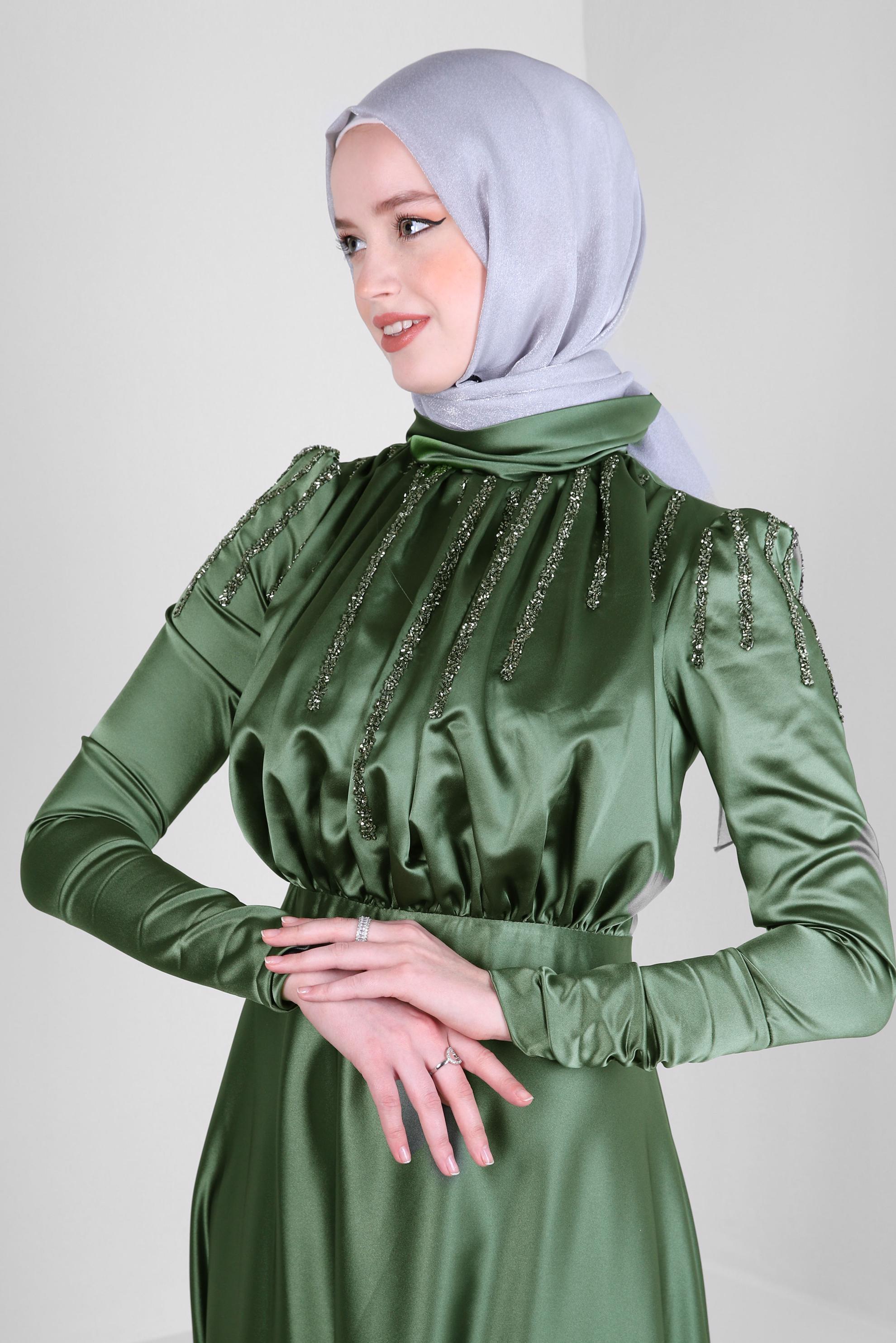 Tesettür giyim GÜMÜŞ ALVİNA SİMLİ ŞAL 8240