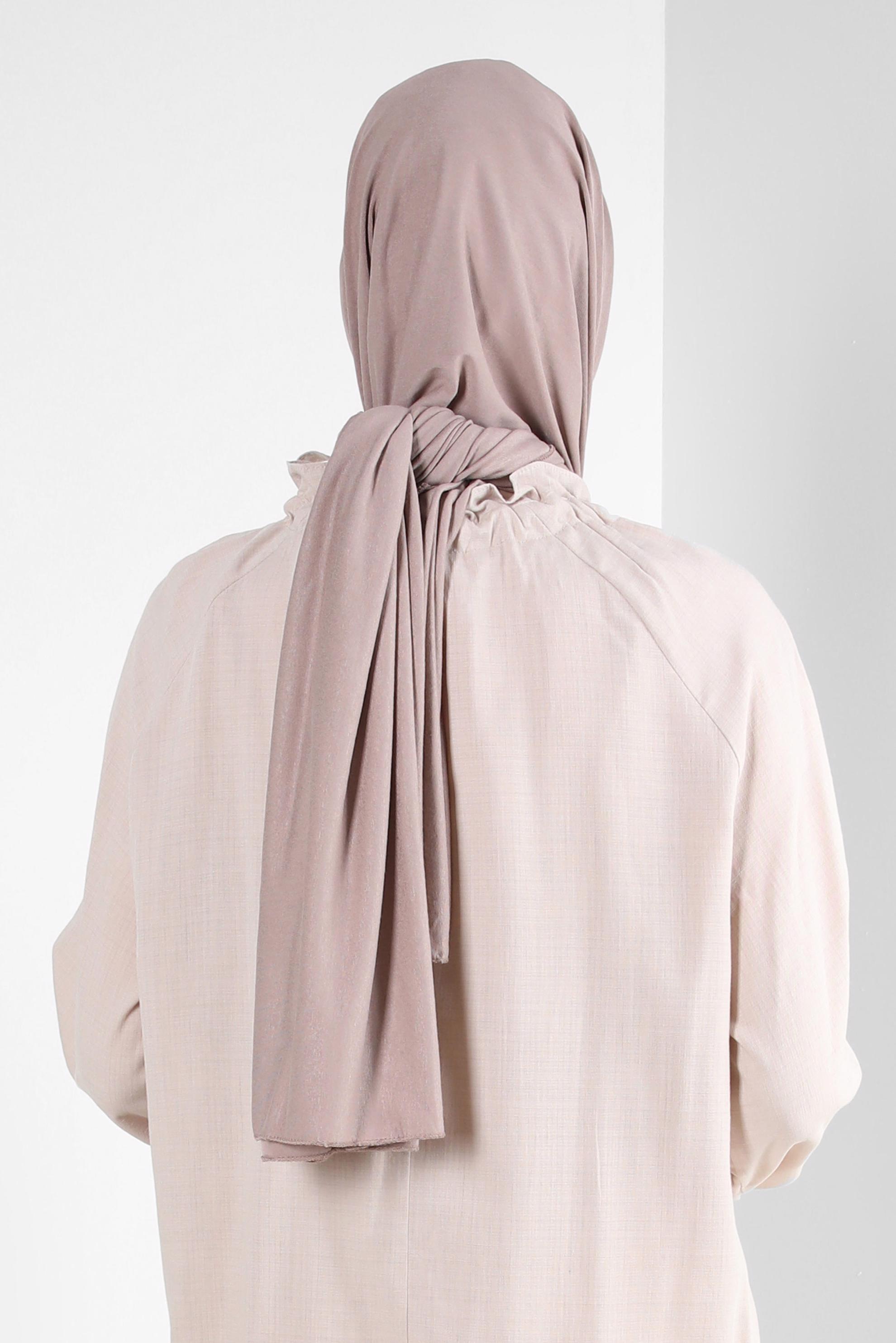 Tesettür giyim BEJ ALVİNA PENYE ŞAL 8251