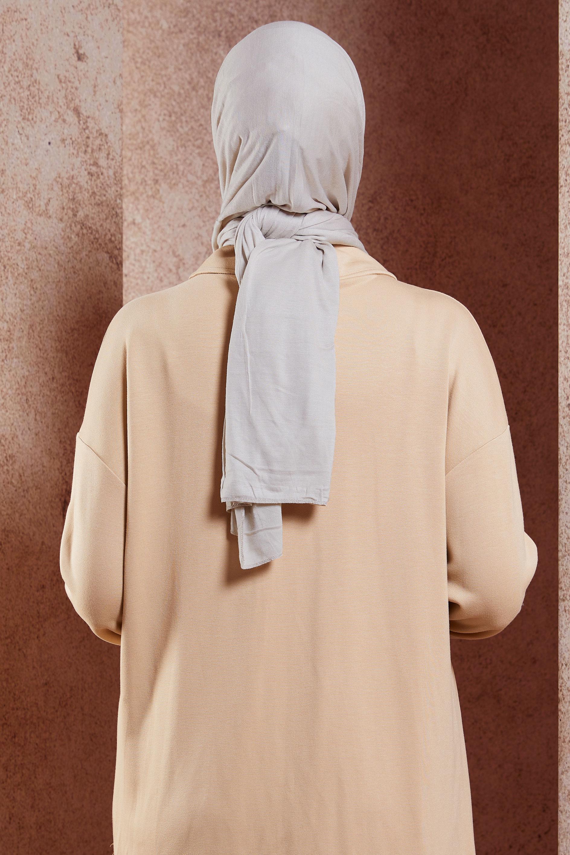 Tesettür giyim BEJ ALVİNA PENYE ŞAL 8251