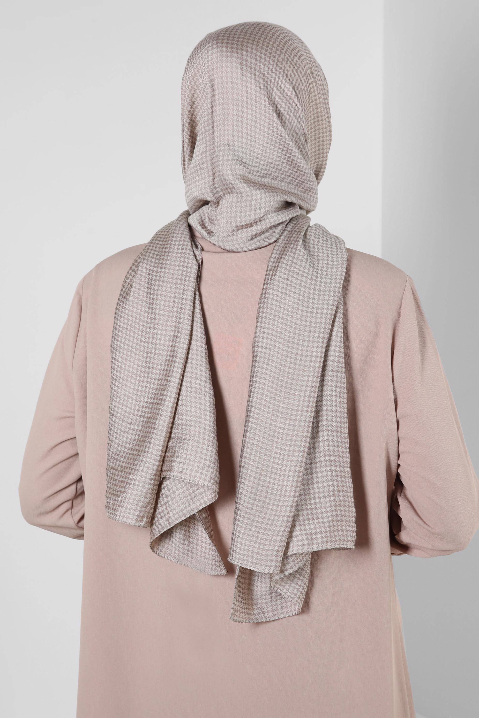 Tesettür giyim BEJ ALVİNA VİSKON ŞAL 8258