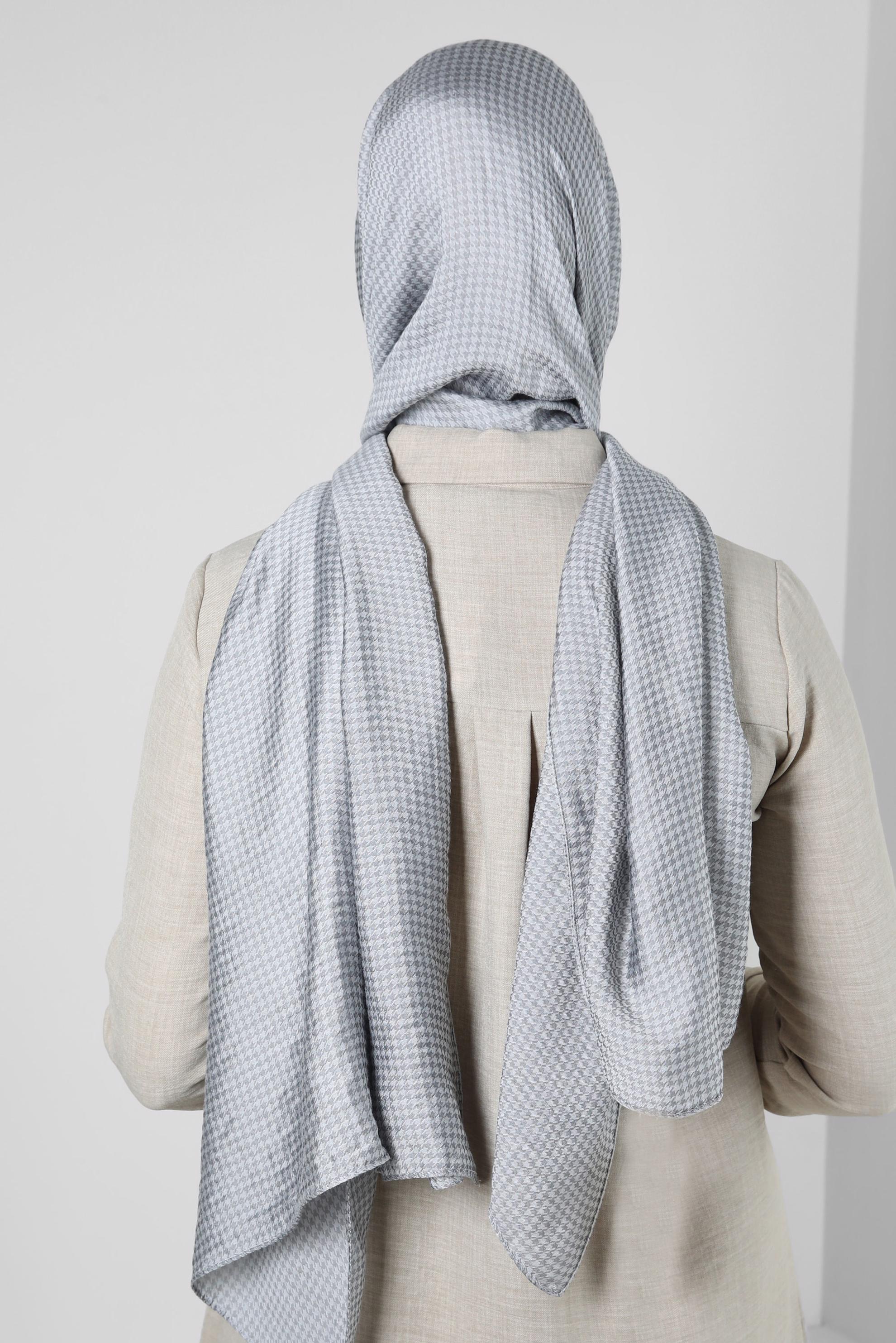 Tesettür giyim GRİ ALVİNA VİSKON ŞAL 8258