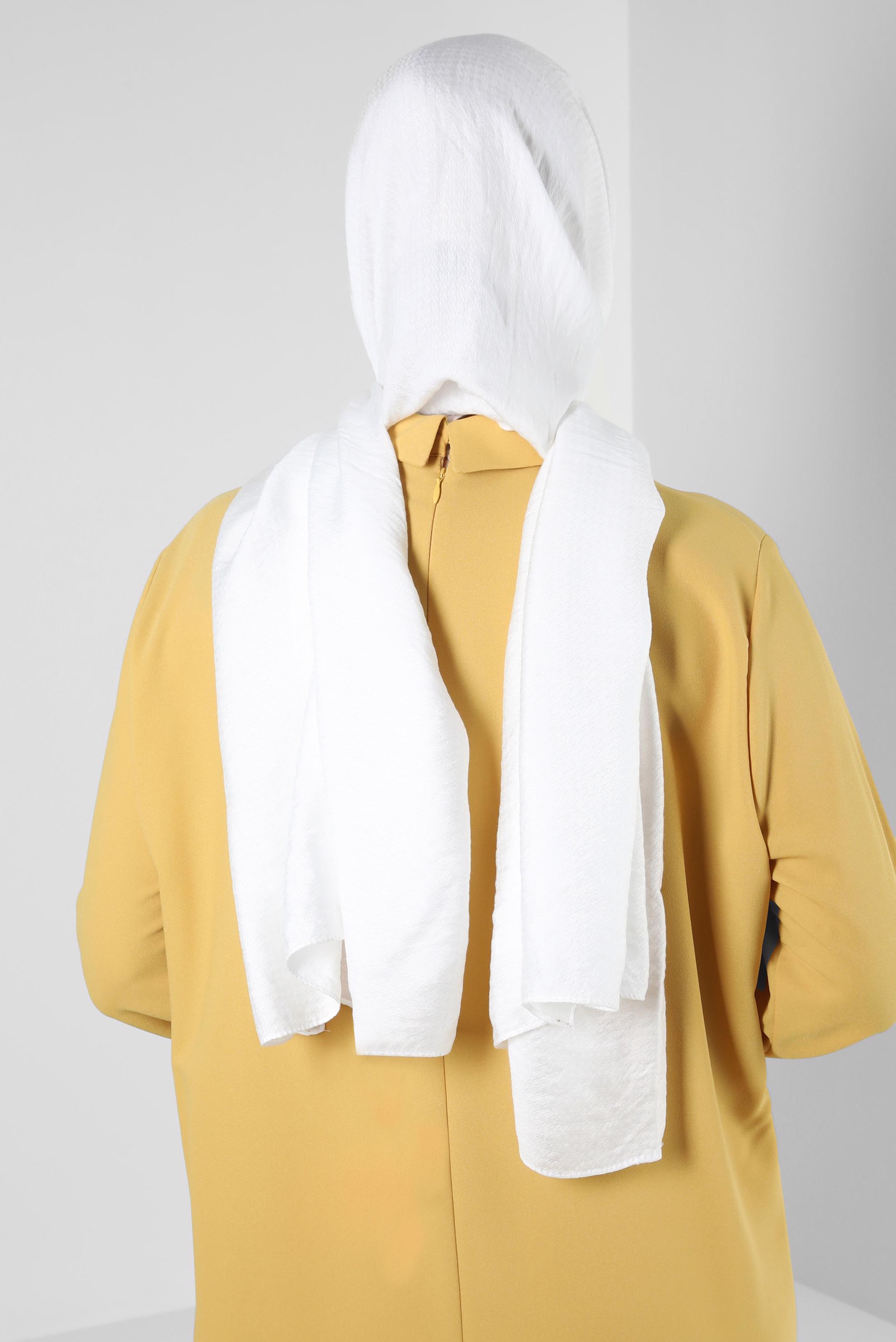 Tesettür giyim EKRU ALVİNA VİSKON ŞAL 8258