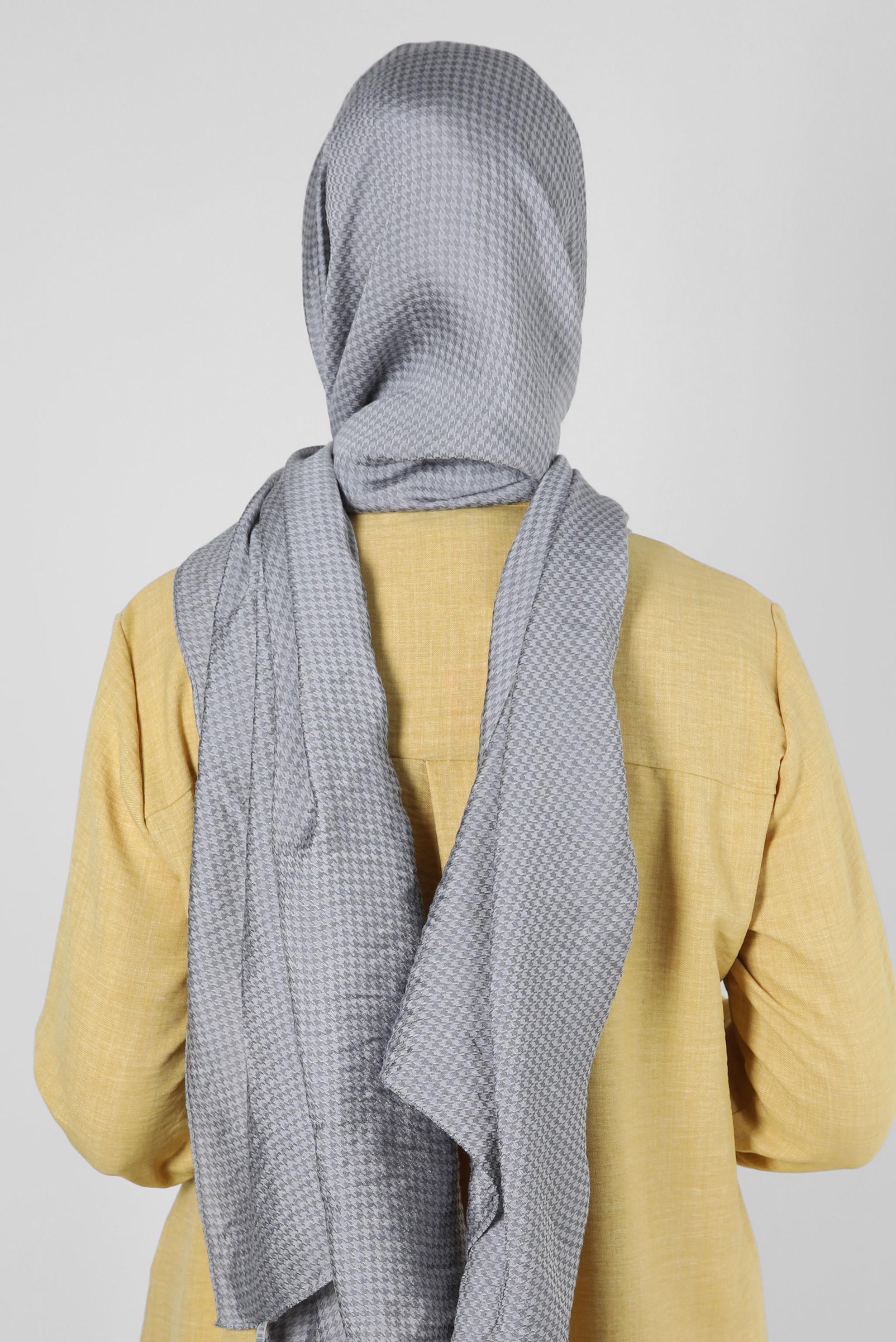 Tesettür giyim GÜMÜŞ ALVİNA VİSKON ŞAL 8258