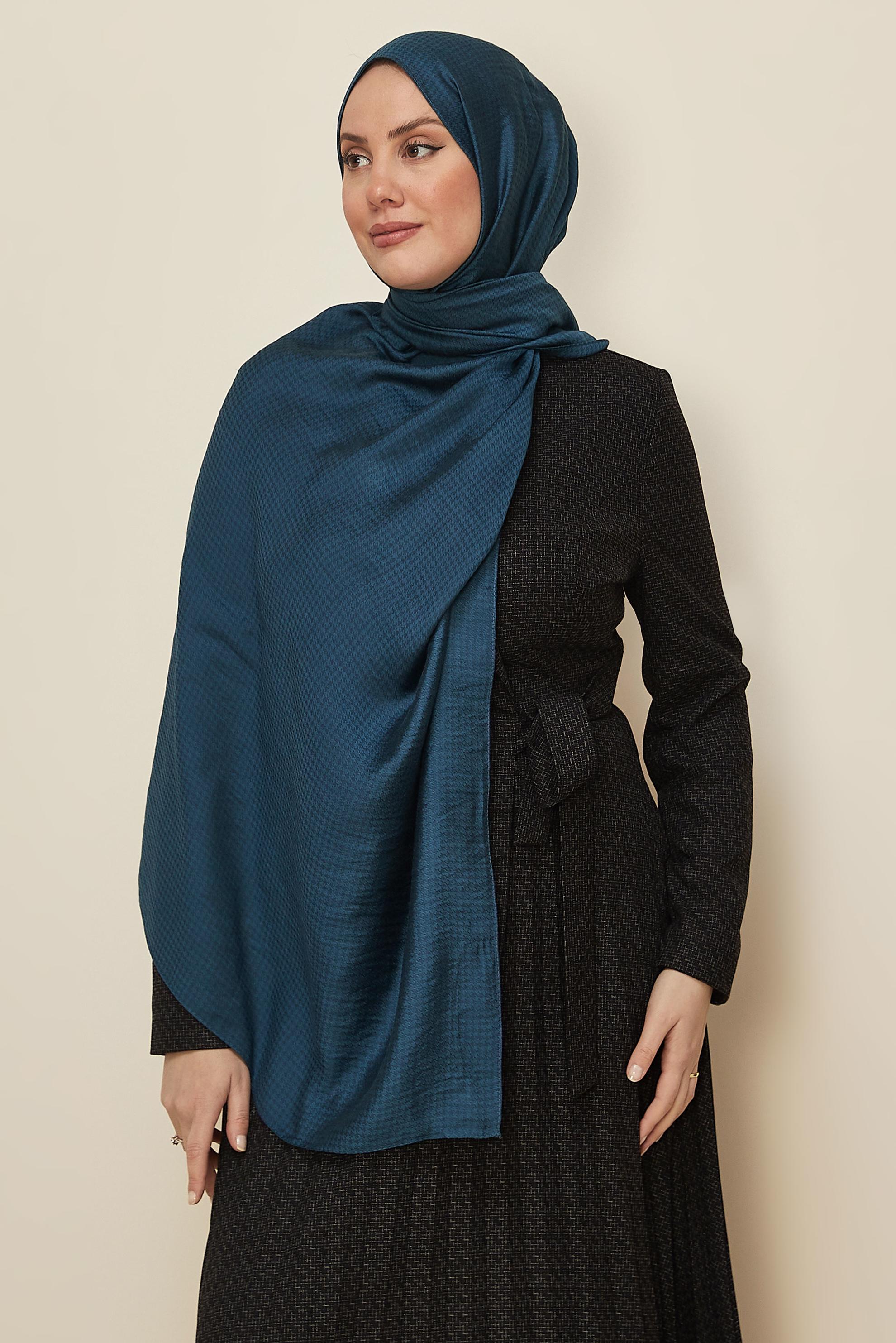 Tesettür giyim LACİVERT ALVİNA VİSKON ŞAL 8258