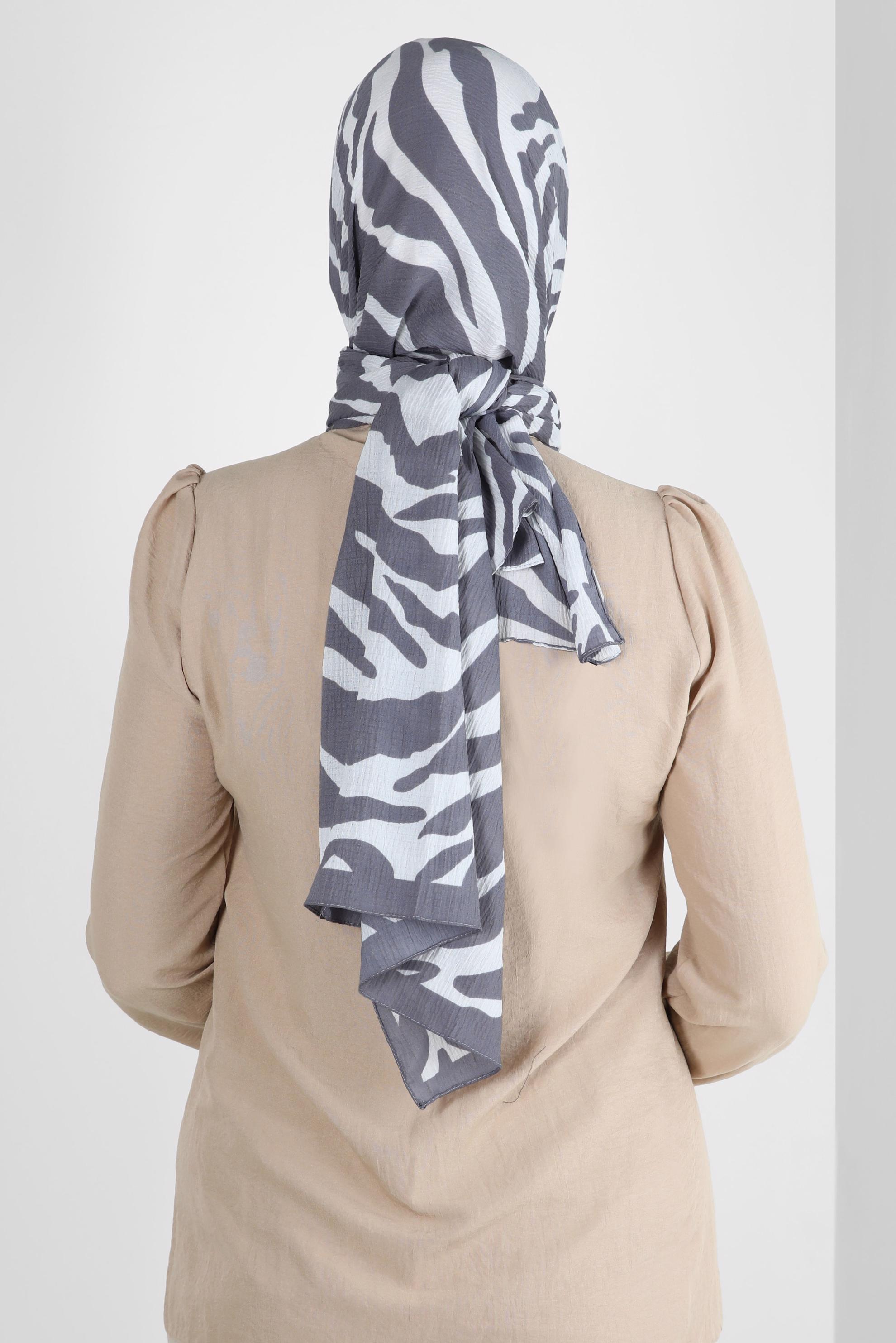 Tesettür giyim GRİ ALVİNA ZEBRA DESEN ŞAL 8265