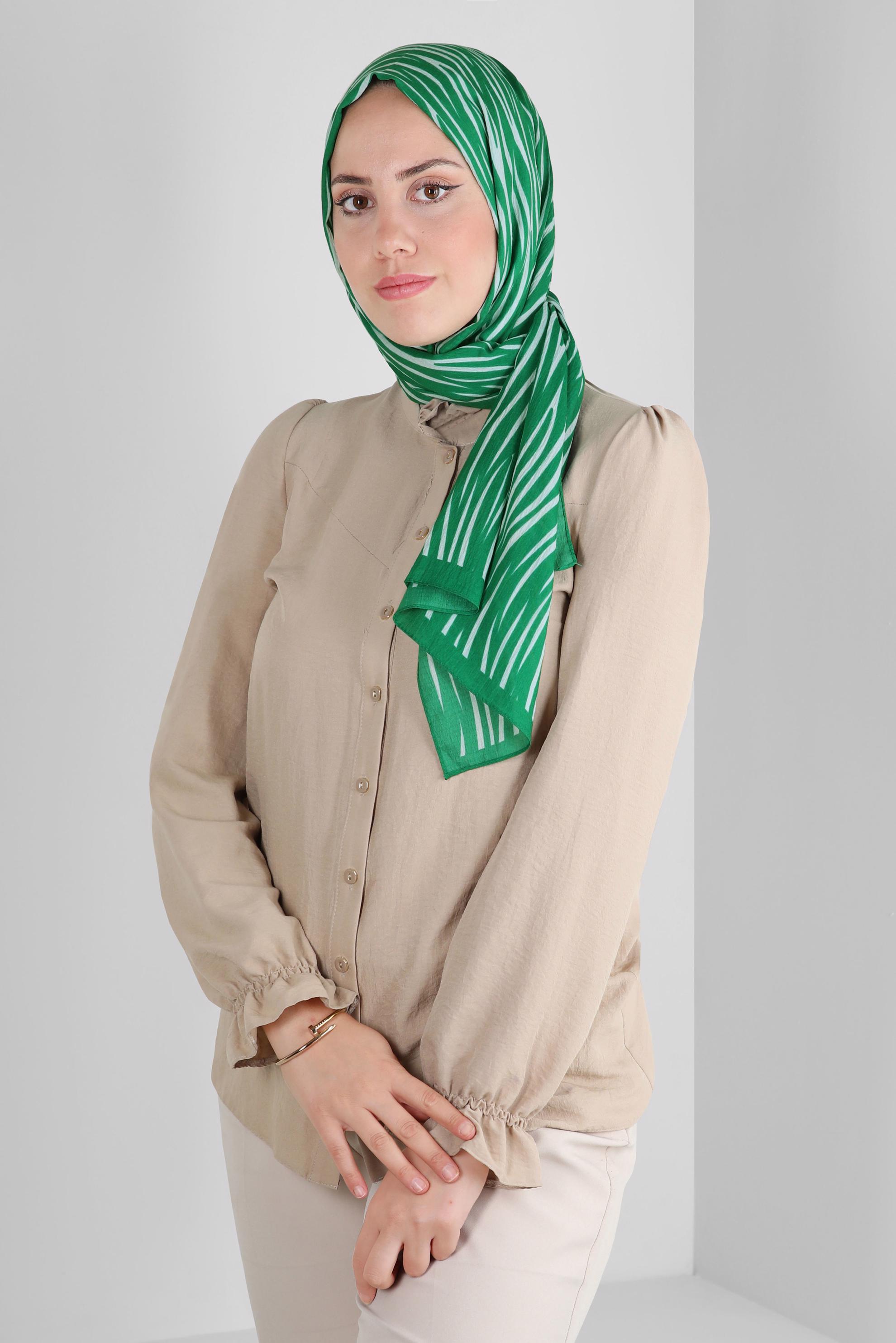 Tesettür giyim YEŞİL ALVİNA DESENLİ ŞAL 8266