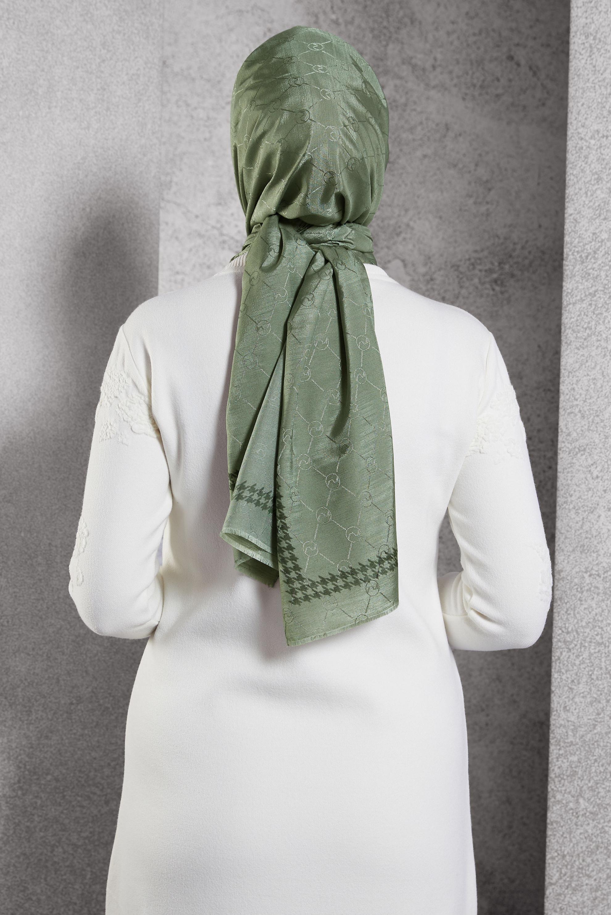 Tesettür giyim HAKİ ALVİNA MONOGRAM ŞAL 8267