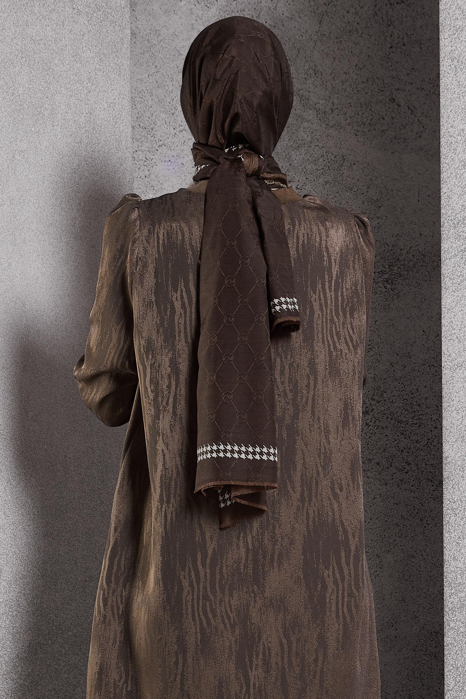 Tesettür giyim KAHVE ALVİNA MONOGRAM ŞAL 8267