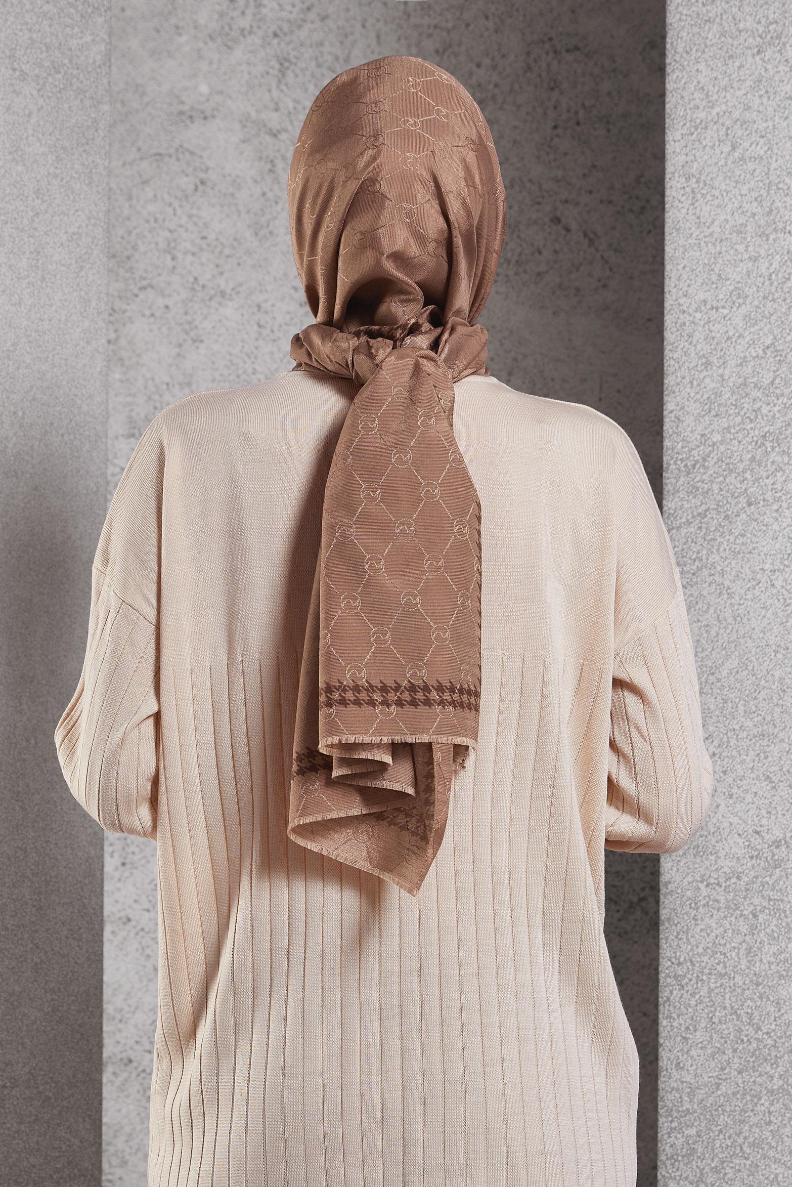 Tesettür giyim KAHVE ALVİNA MONOGRAM ŞAL 8267