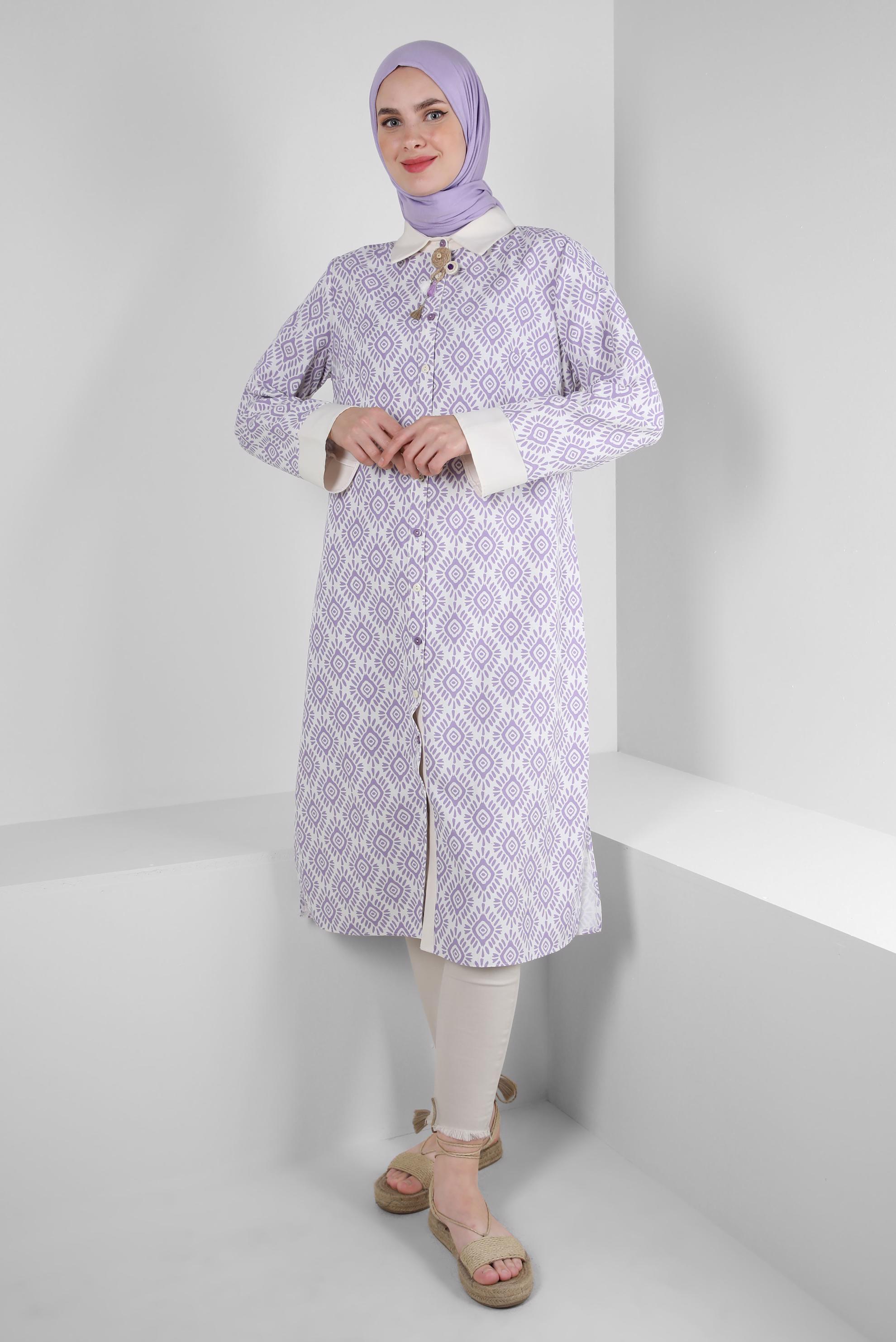 Tesettür giyim MOR DESENLİ BROŞ DETAYLI DÜĞMELİ TUNİK 43677