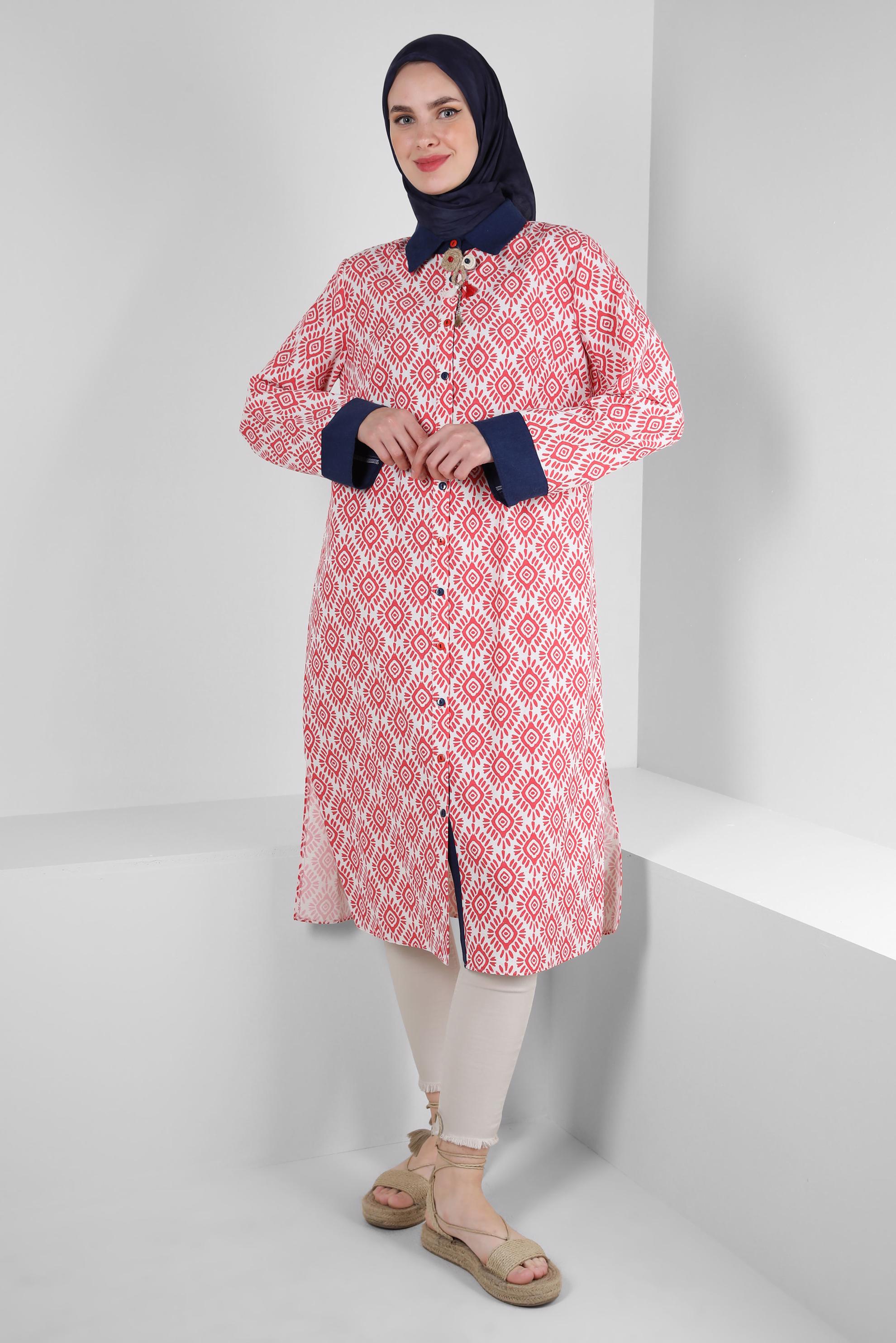 Tesettür giyim MERCAN DESENLİ BROŞ DETAYLI DÜĞMELİ TUNİK 43677