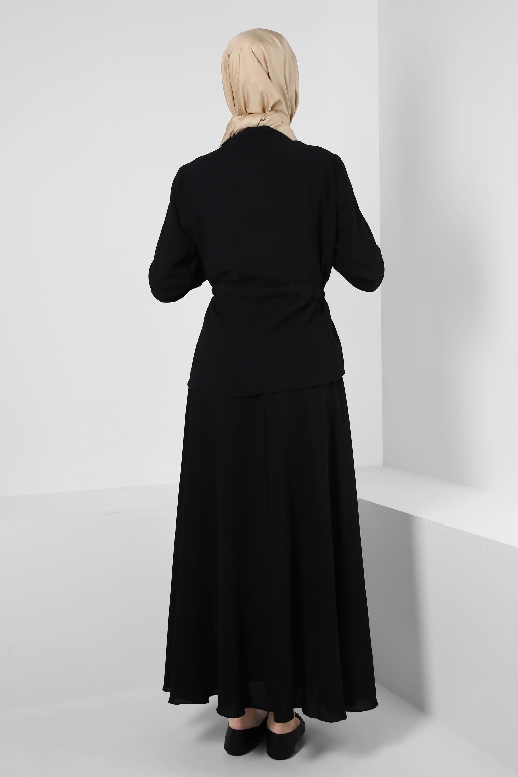 Tesettür giyim SİYAH GÖMLEK YAKA BELİ BÜZGÜLÜ İKİLİ ETEKLİ TAKIM 43893