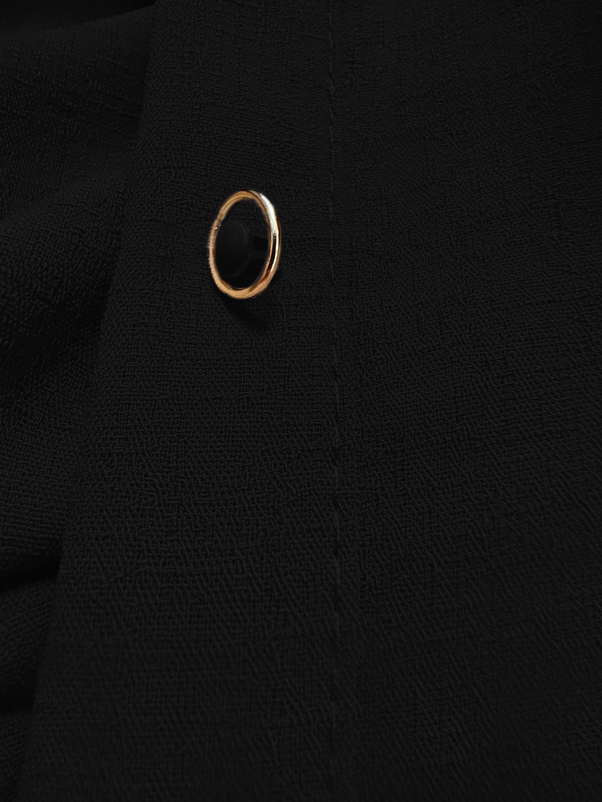 Tesettür giyim SİYAH GÖMLEK YAKA BELİ BÜZGÜLÜ İKİLİ ETEKLİ TAKIM 43893