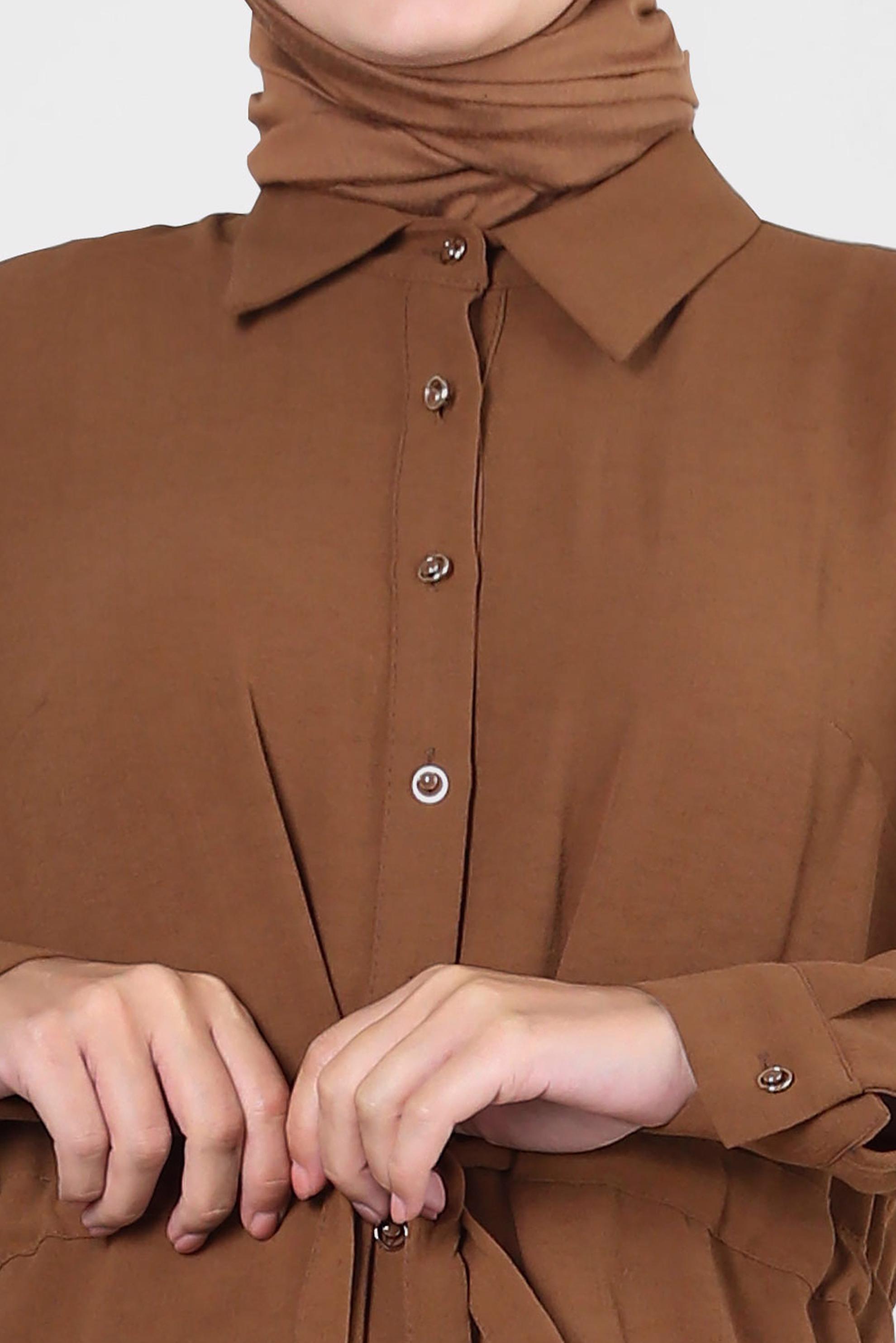 Tesettür giyim KAHVE GÖMLEK YAKA BELİ BÜZGÜLÜ İKİLİ ETEKLİ TAKIM 43893