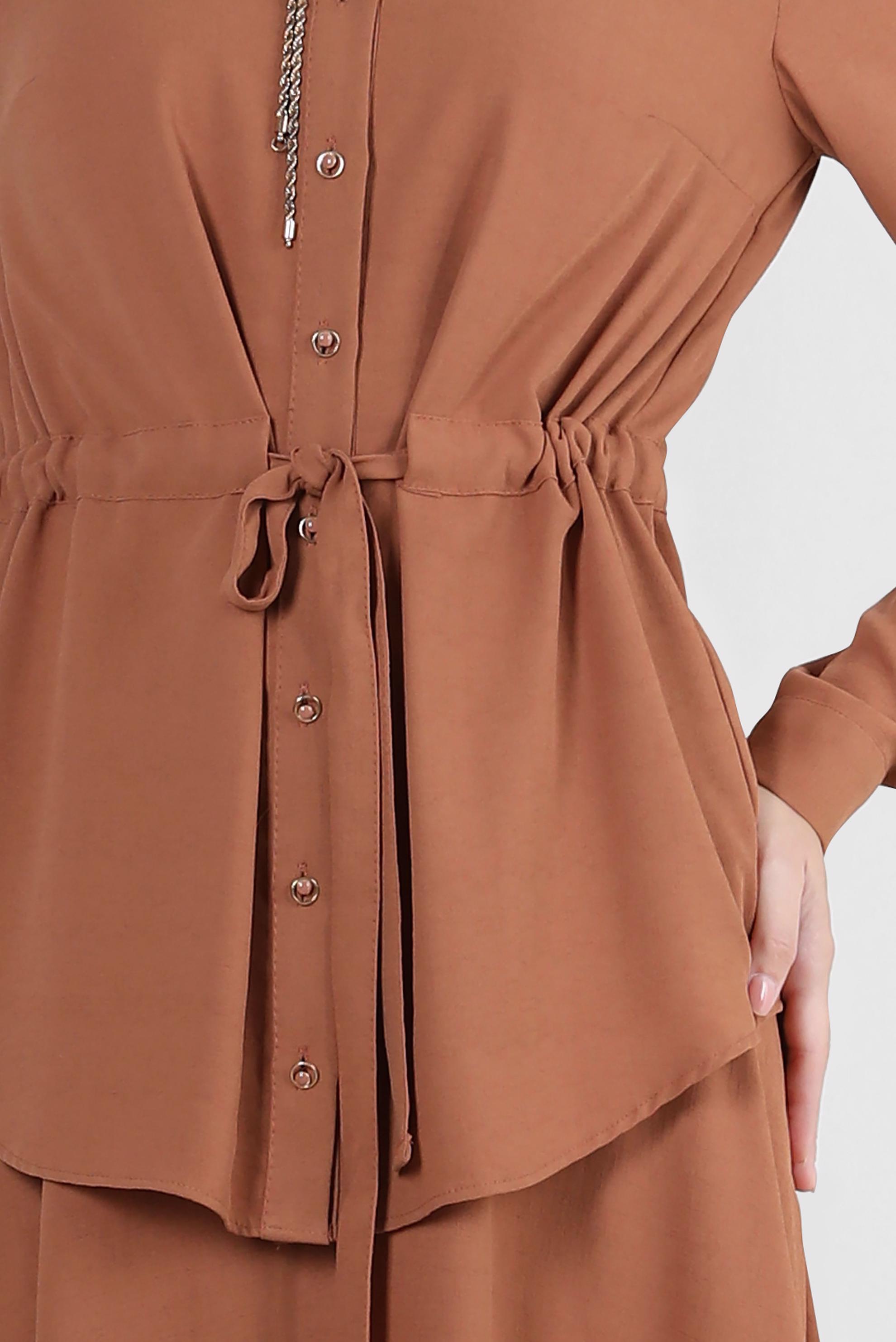 Tesettür giyim KAHVE GÖMLEK YAKA BELİ BÜZGÜLÜ İKİLİ ETEKLİ TAKIM 43893