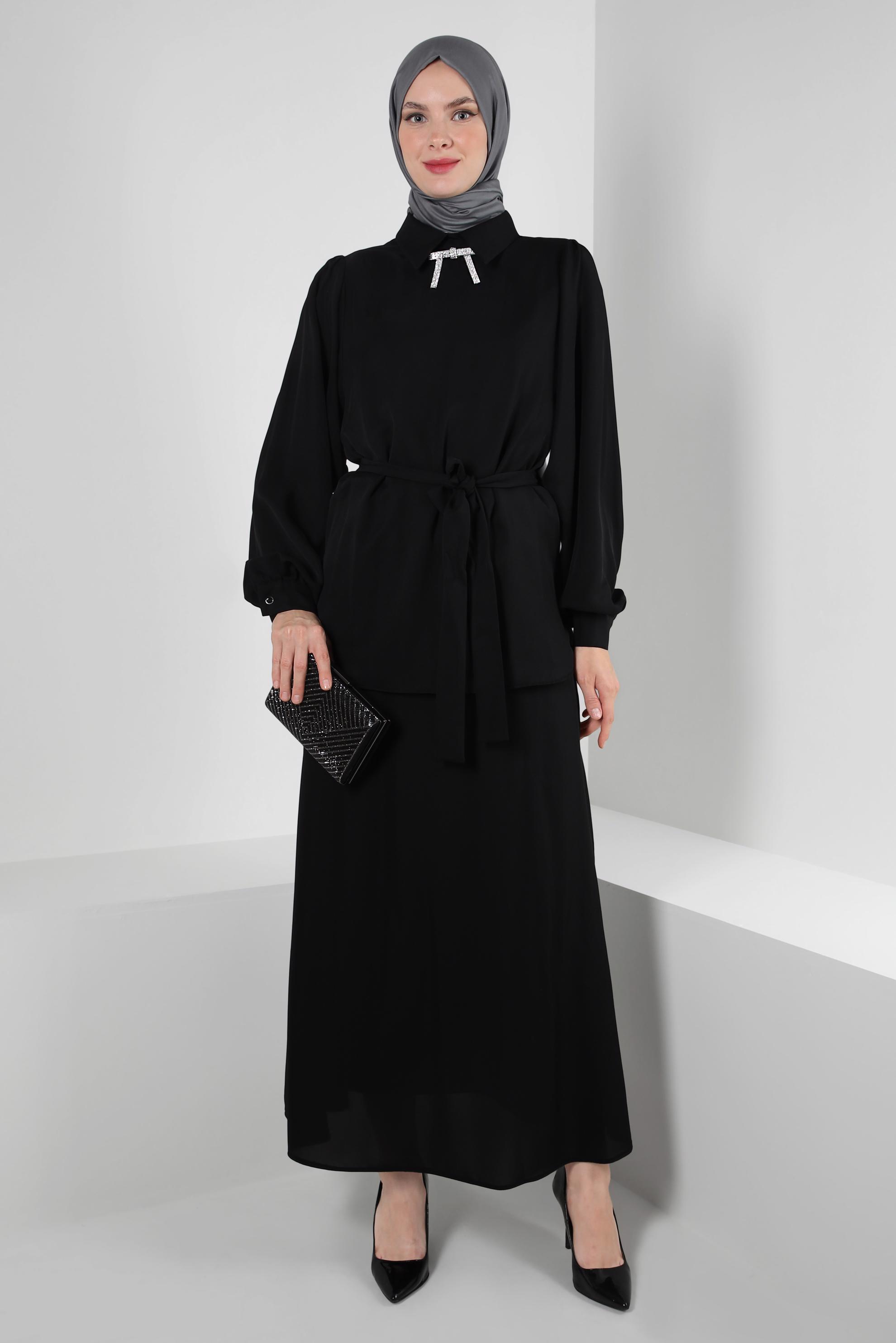 Tesettür giyim SİYAH FİYONK DETAYLI BALON KOL ETEKLİ TAKIM 43911