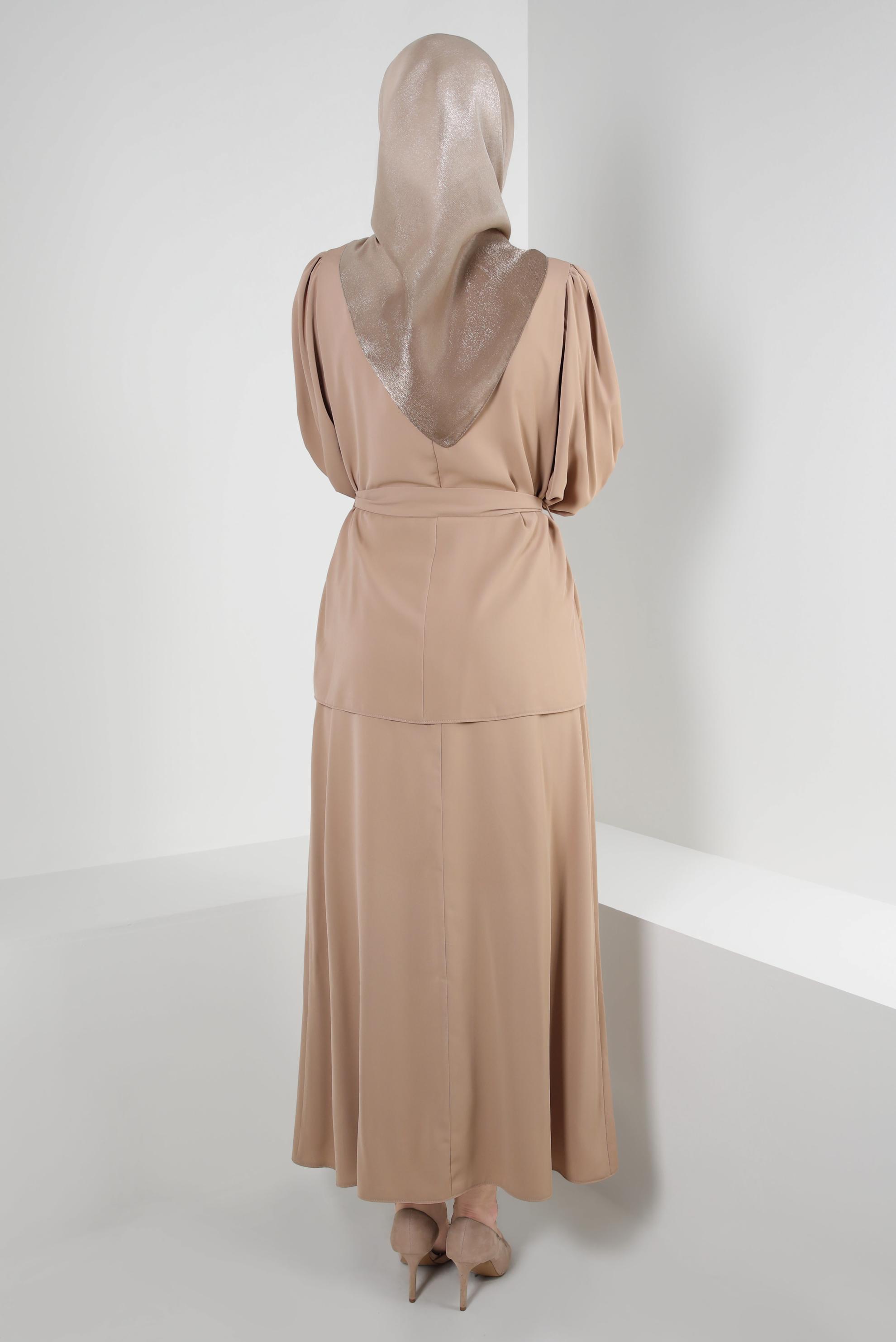 Vêtements hijab BRUN JUPE AVEC NŒUD PAPILLON ET MANCHES BALLON 43911