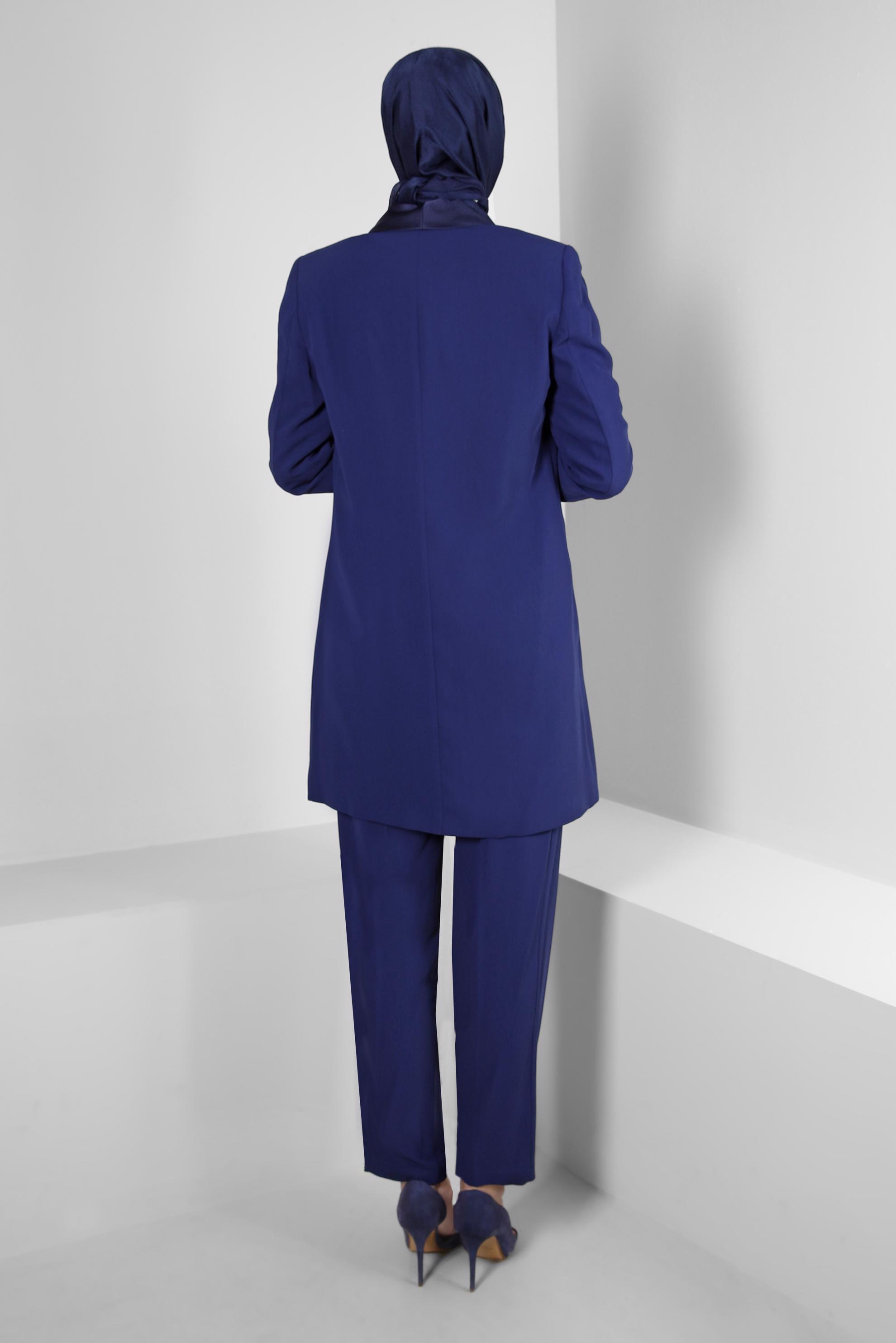 Tesettür giyim LACİVERT TAŞ DÜĞMELİ KRUVAZE YAKA PANTOLONLU TAKIM 30316