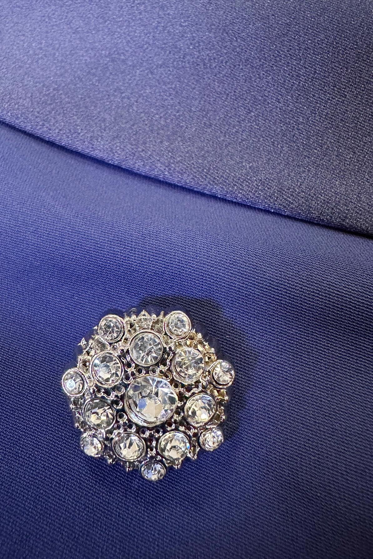 Tesettür giyim LACİVERT TAŞ DÜĞMELİ KRUVAZE YAKA PANTOLONLU TAKIM 30316