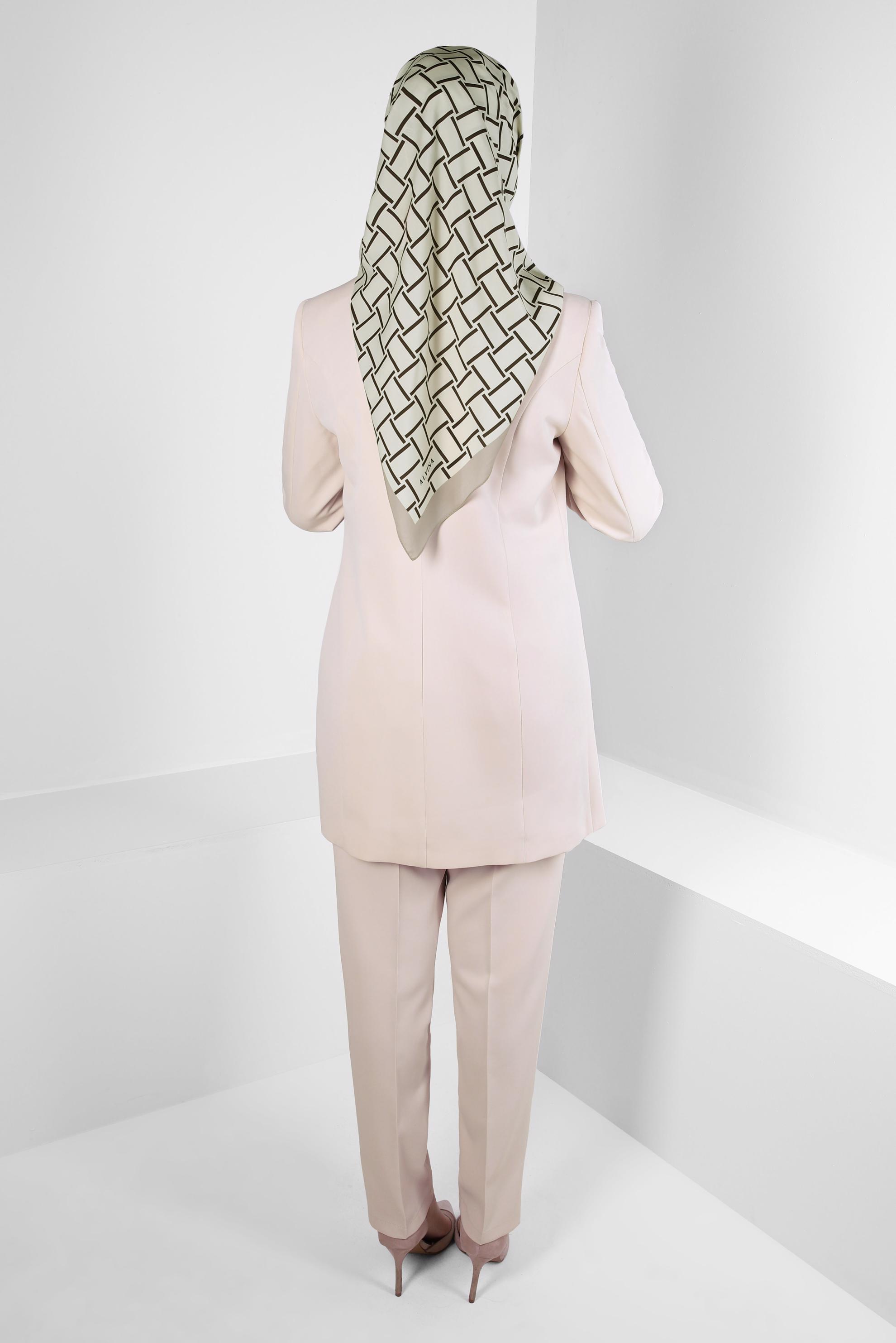 Tesettür giyim EKRU TAŞ BASKILI İKİLİ PANTOLONLU TAKIM 30318