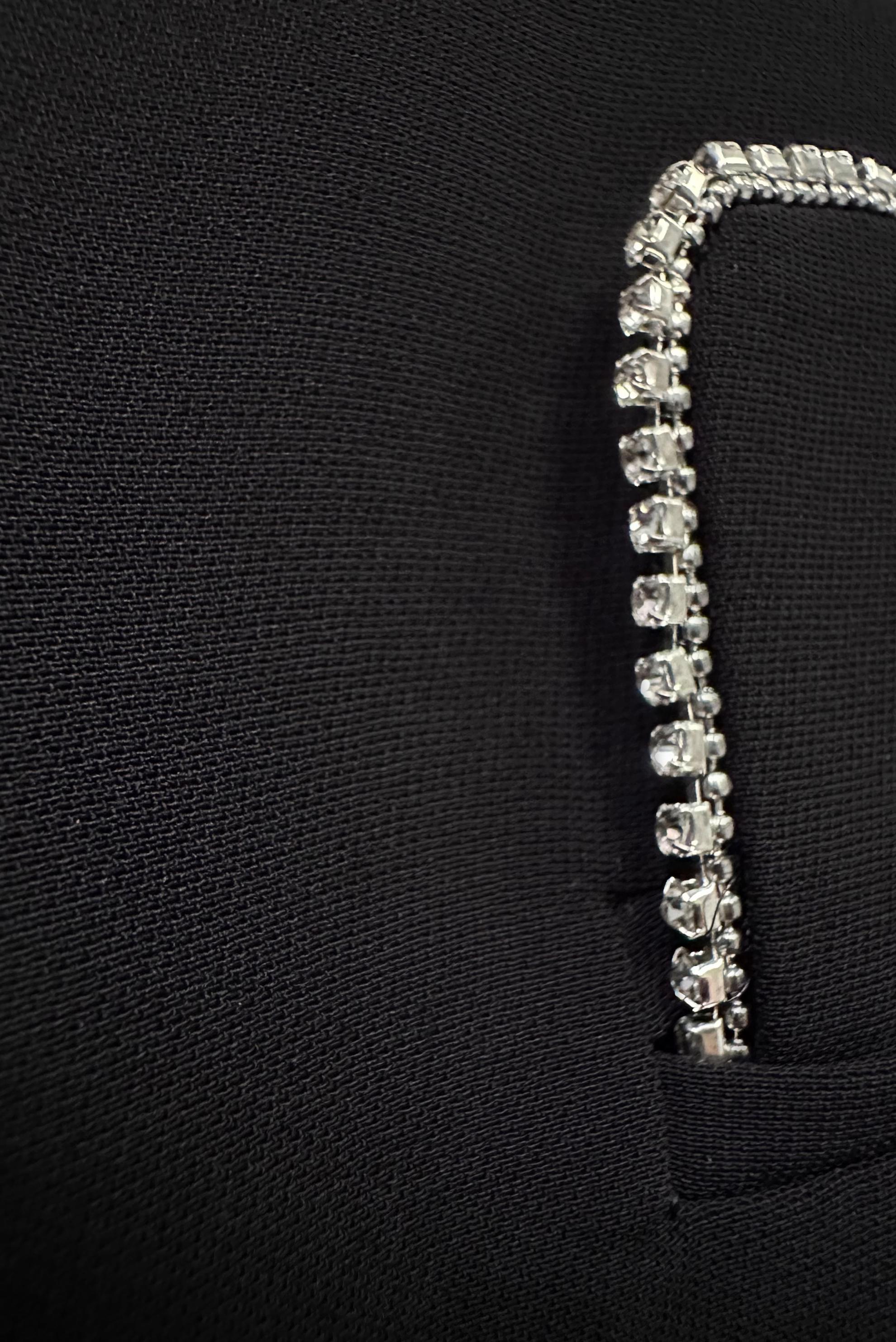 Tesettür giyim SİYAH TAŞ ŞERİTLİ KLASİK PANTOLONLU TAKIM 30322