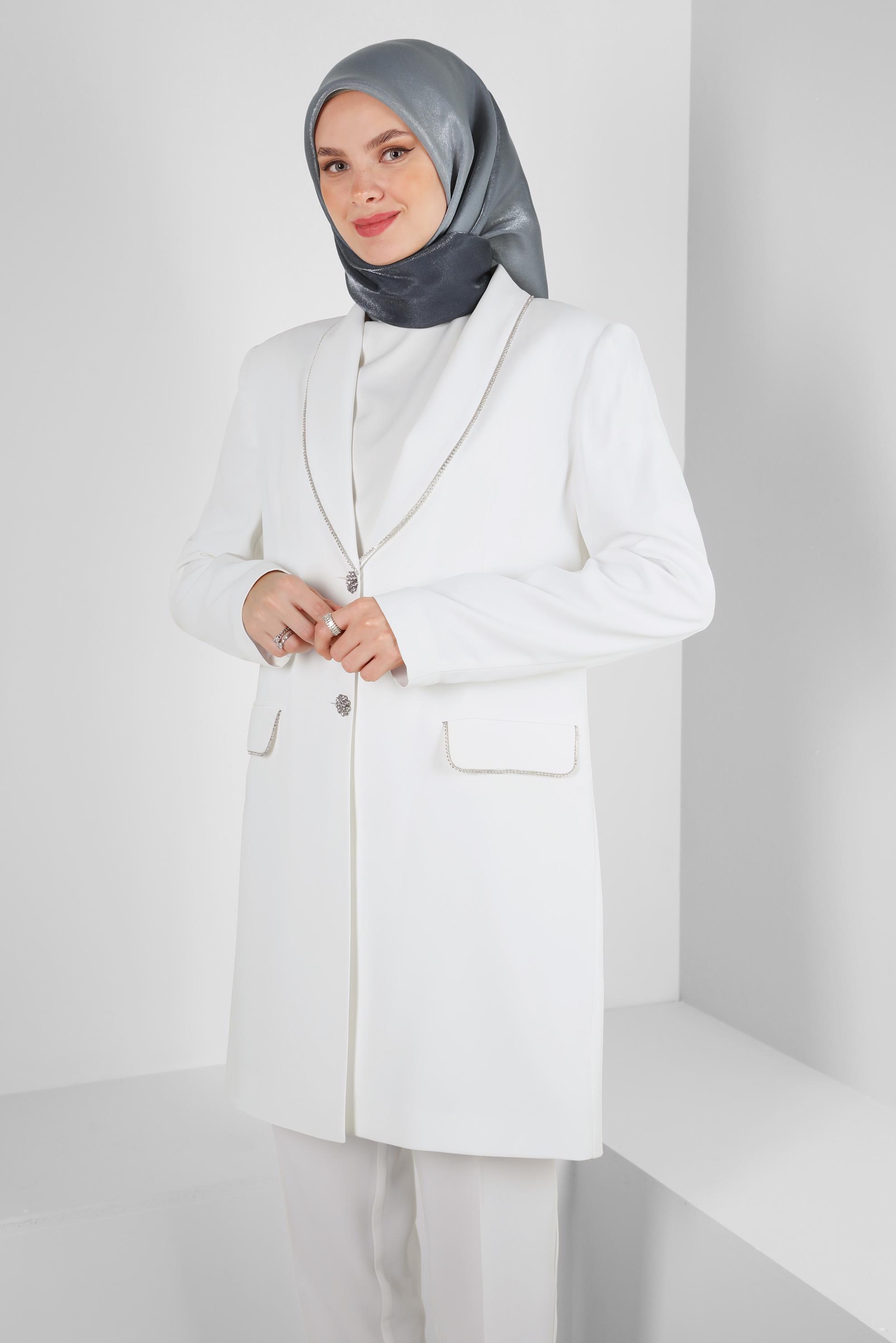 Tesettür giyim BEYAZ TAŞ ŞERİTLİ KLASİK PANTOLONLU TAKIM 30322