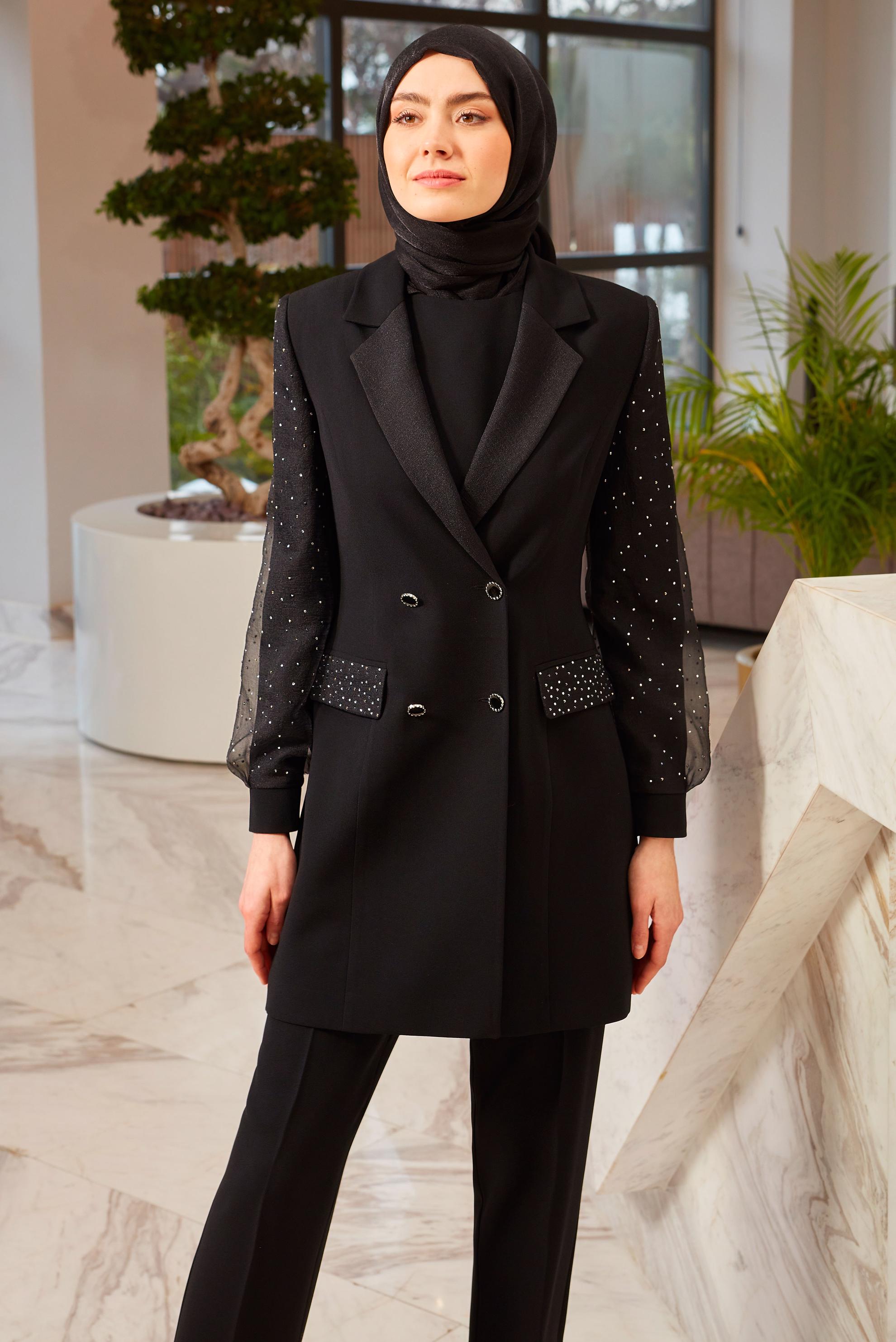 Tesettür giyim SİYAH TAŞ BASKILI KREP İKİLİ PANTOLONLU TAKIM 30329