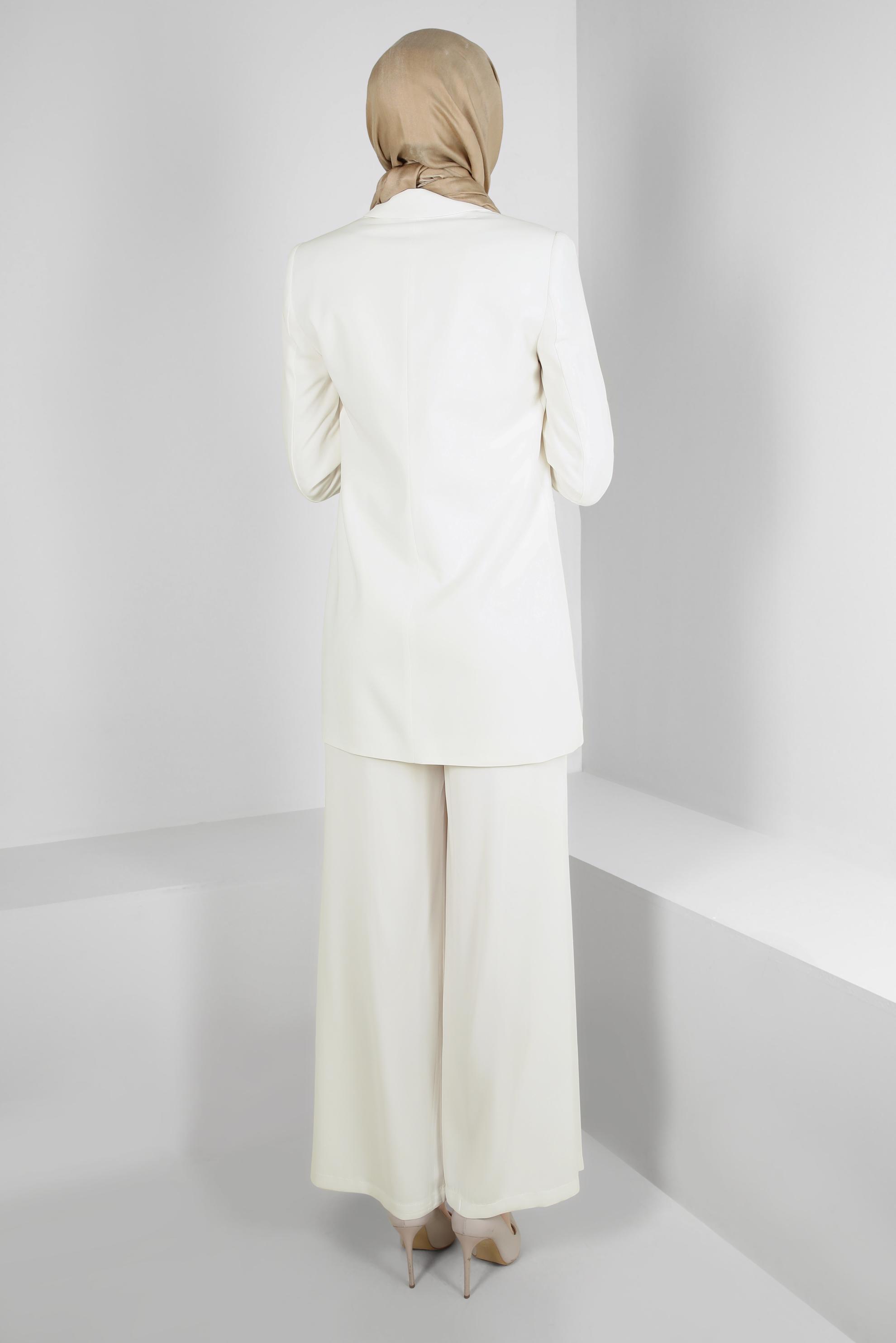 Tesettür giyim BEYAZ KRUVAZE YAKA İKİLİ PANTOLONLU TAKIM 30335