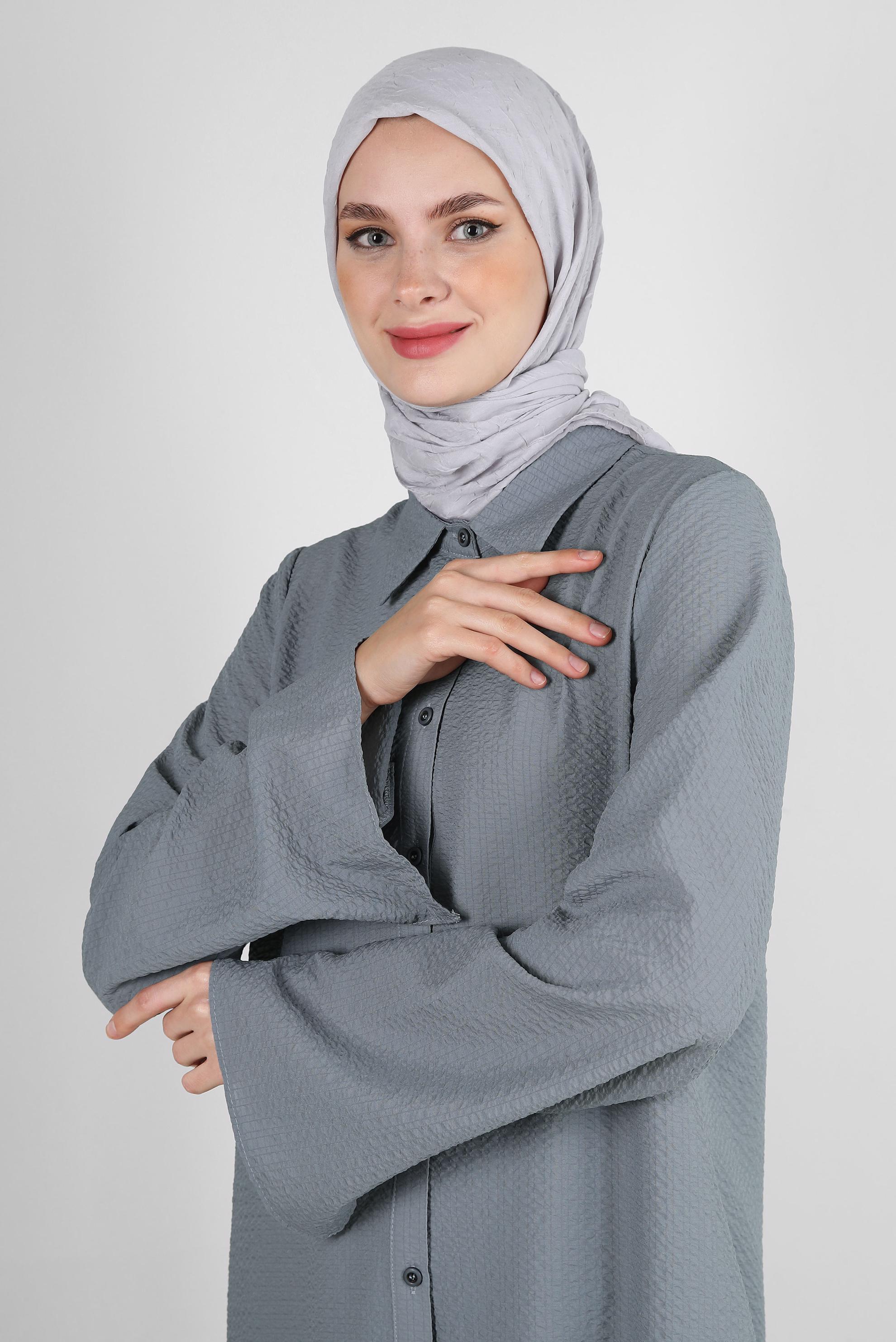 Tesettür giyim GRİ YANI YIRTMAÇLI DÜĞMELİ İKİLİ PANTOLONLU TAKIM 43563