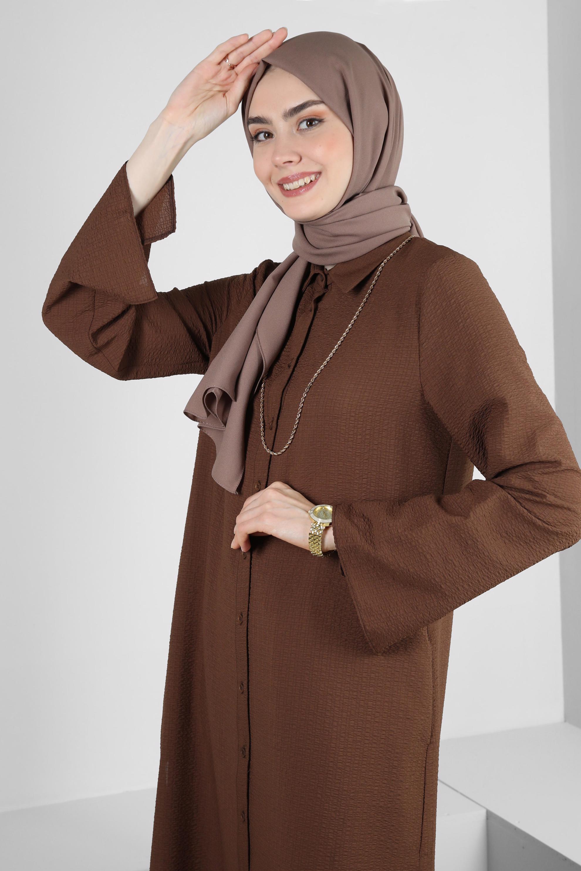 Tesettür giyim KAHVE YANI YIRTMAÇLI DÜĞMELİ İKİLİ PANTOLONLU TAKIM 43563