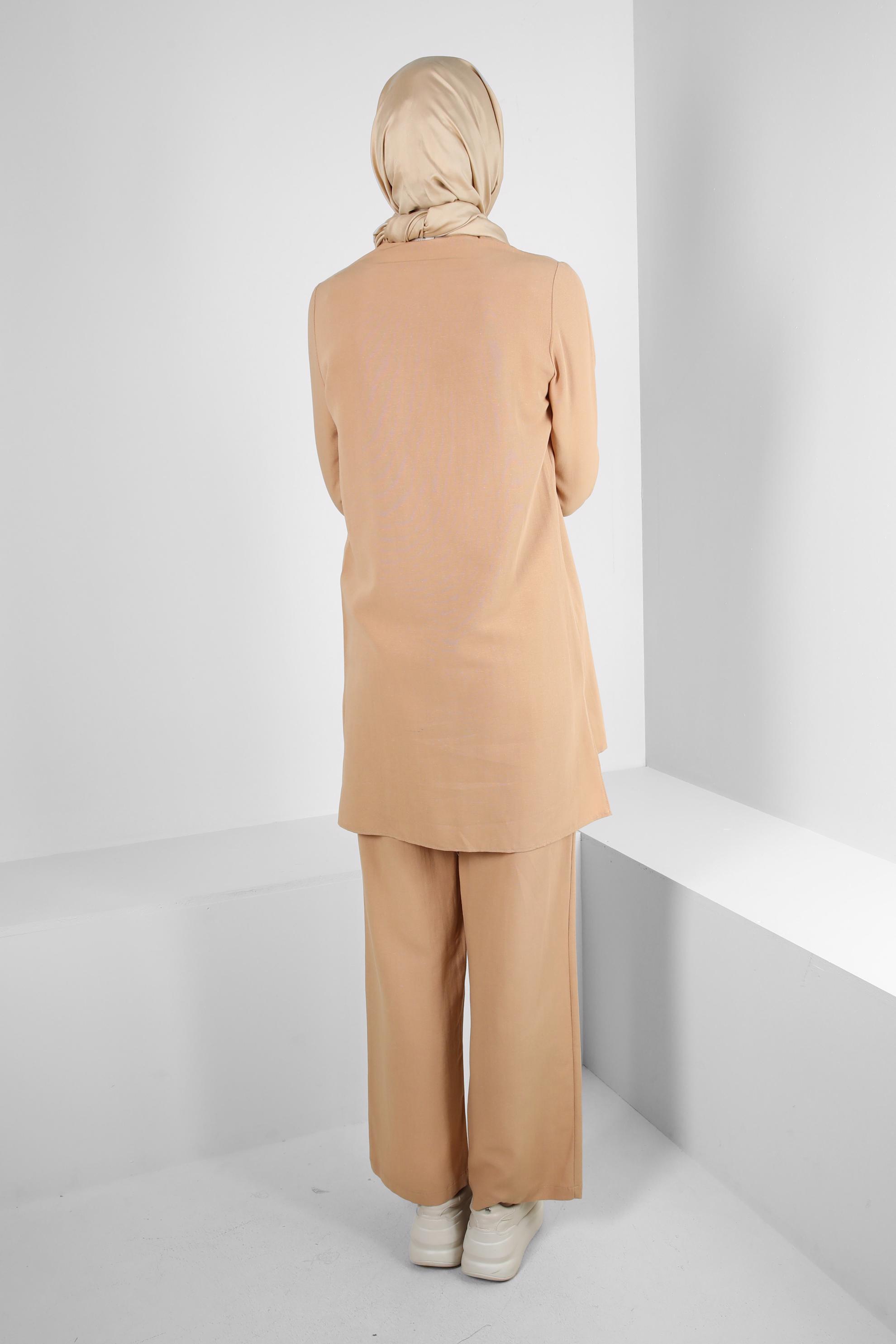 Tesettür giyim KAHVE DÜĞMELİ CEP DETAYLI İKİLİ PANTOLONLU TAKIM 43564