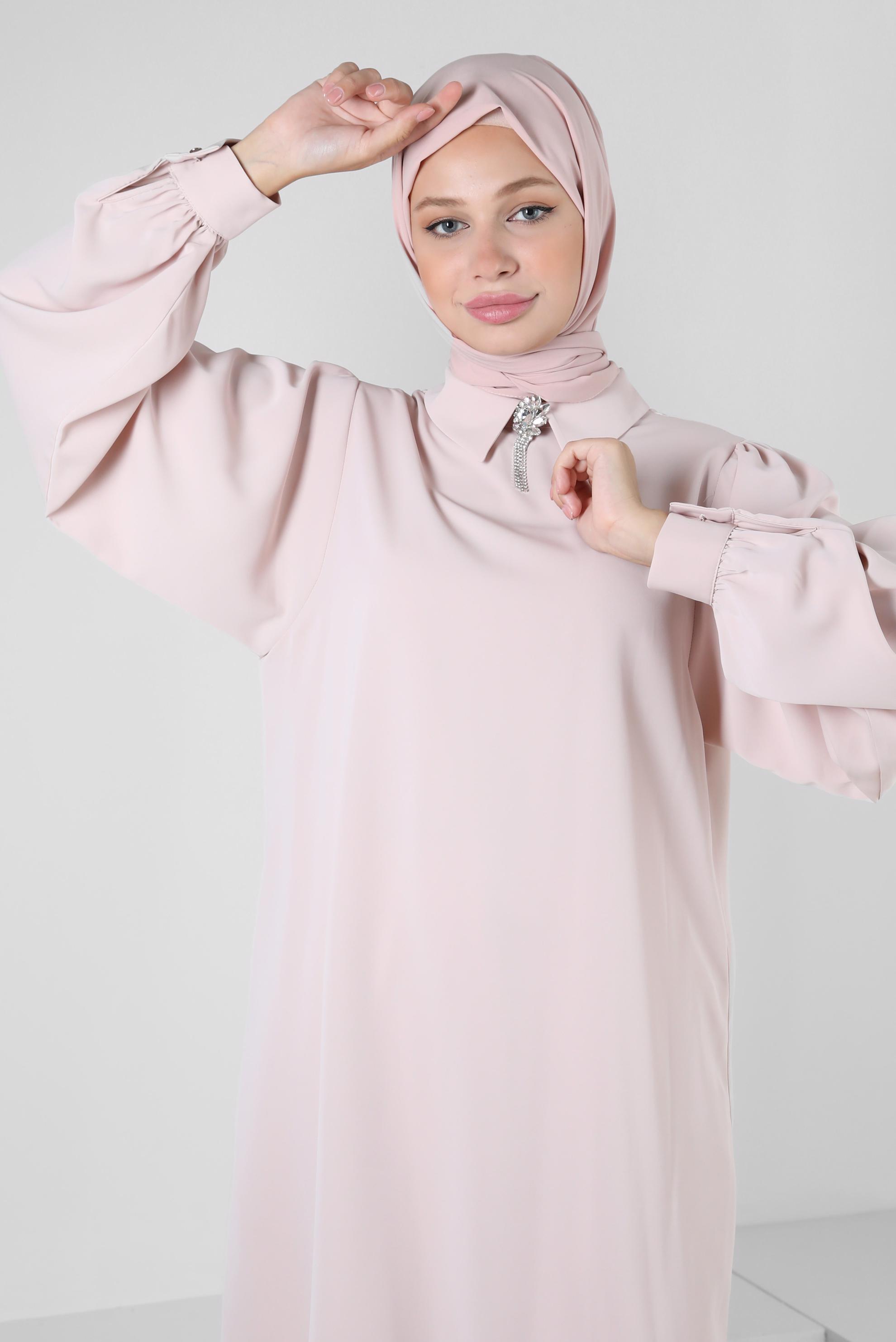 Tesettür giyim BEJ GÖMLEK YAKA TAŞ DETAYLI PANTOLONLU TAKIM 43587