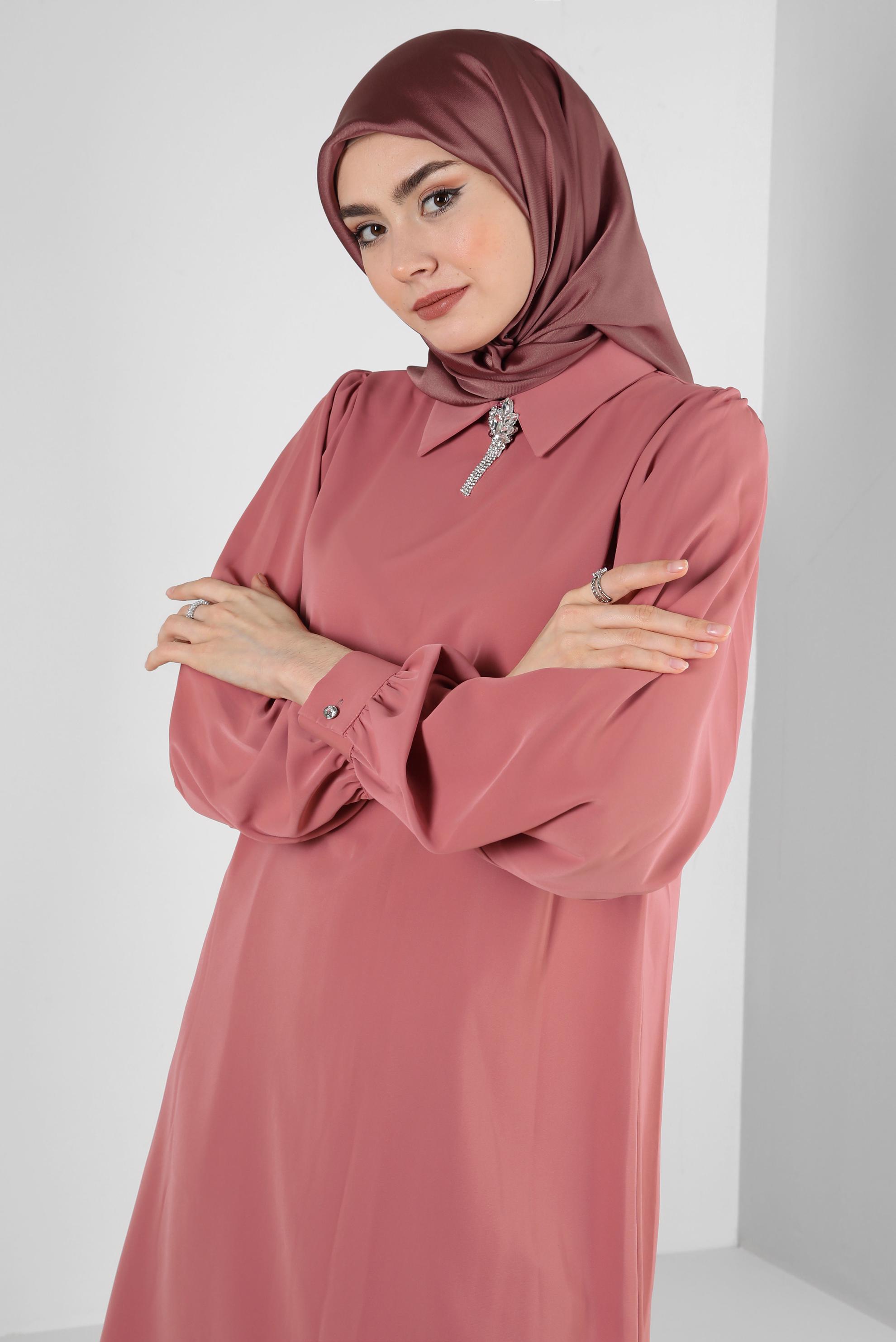Tesettür giyim PEMBE GÖMLEK YAKA TAŞ DETAYLI PANTOLONLU TAKIM 43587